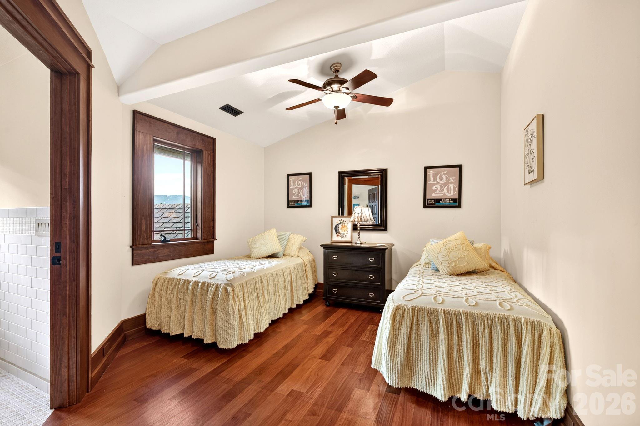 93 Lombard Street Property Photo 33