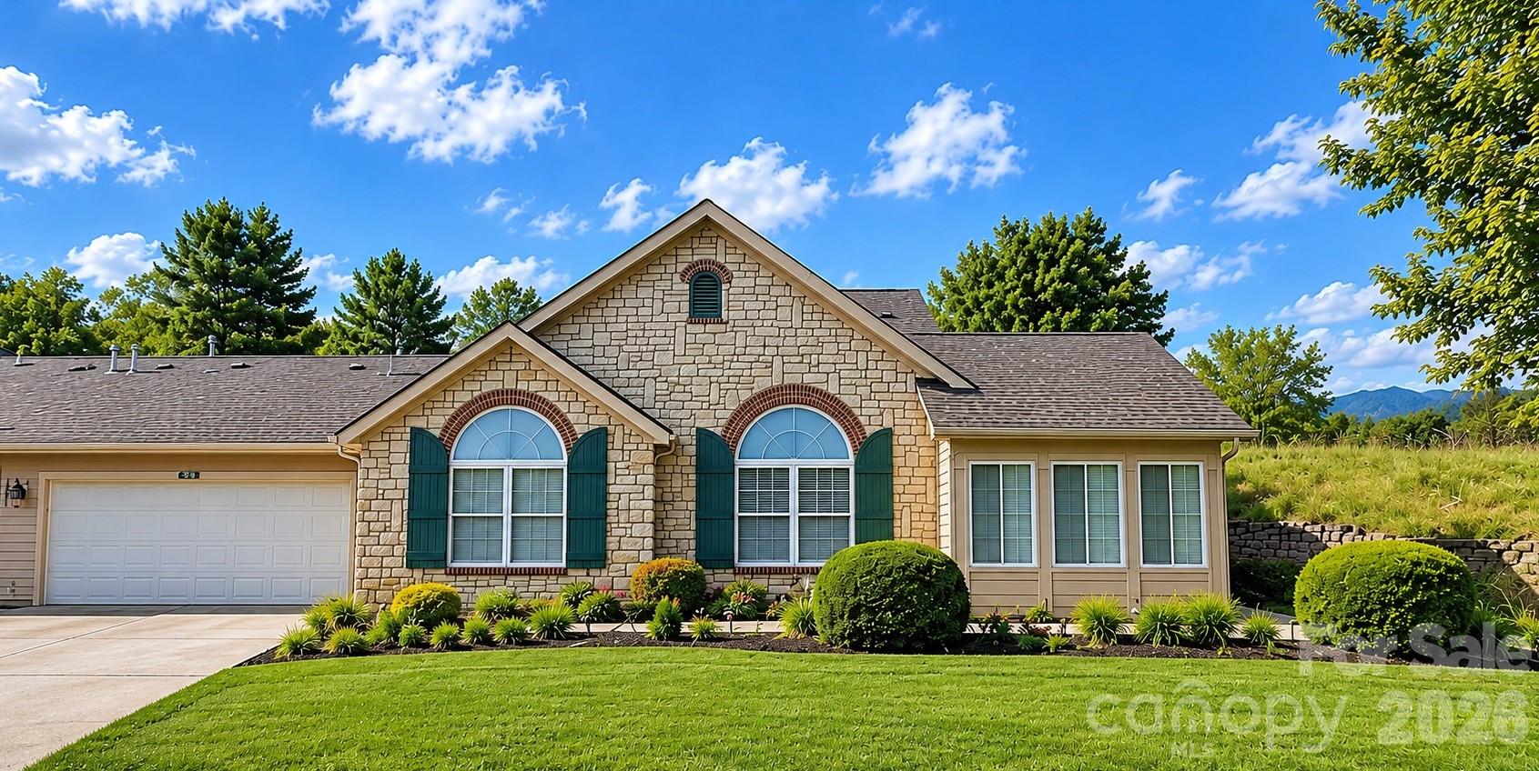 76 Mountain Meadow Circle Property Photo 1