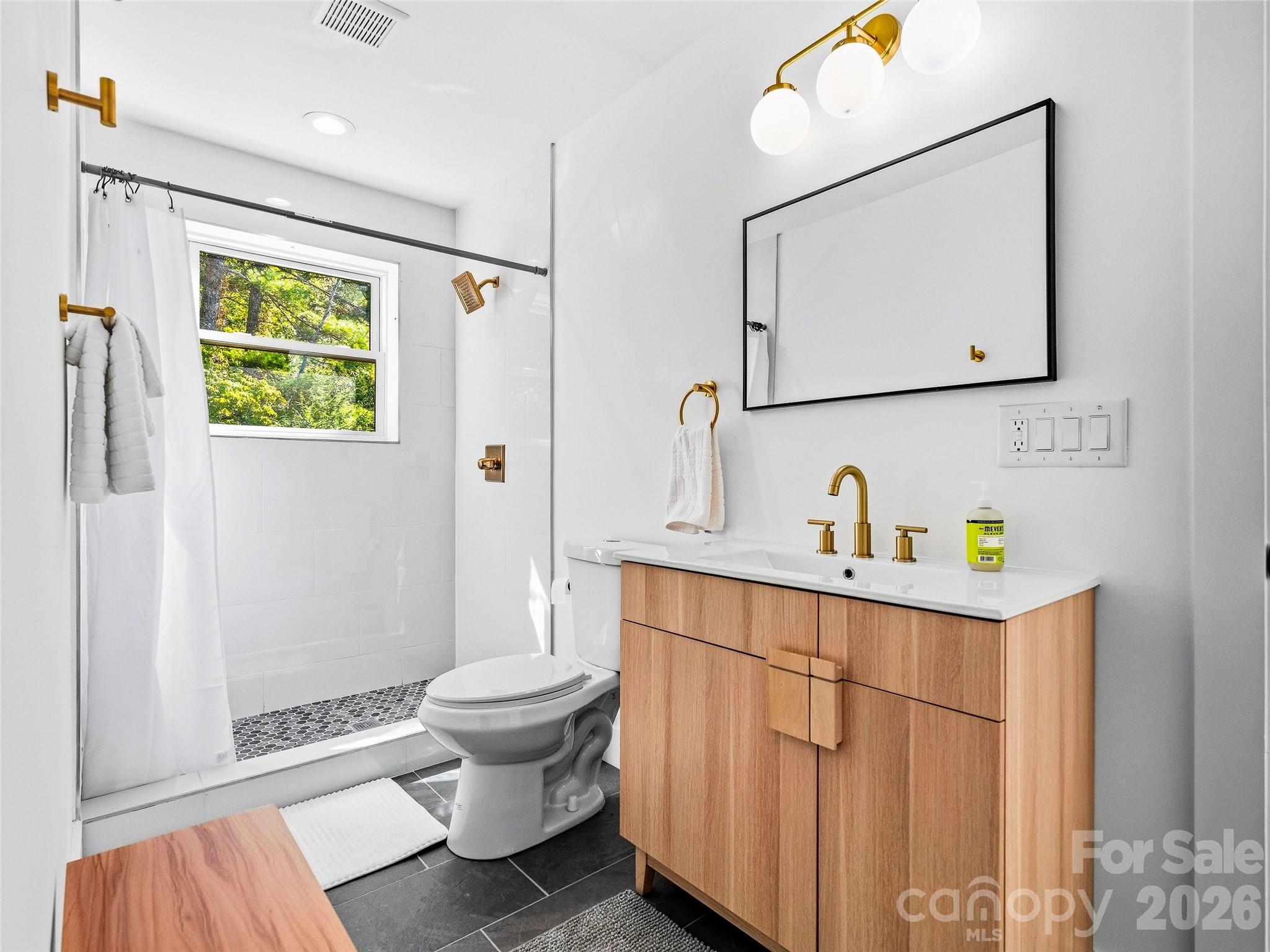700 Sunnyside Drive Property Photo 22