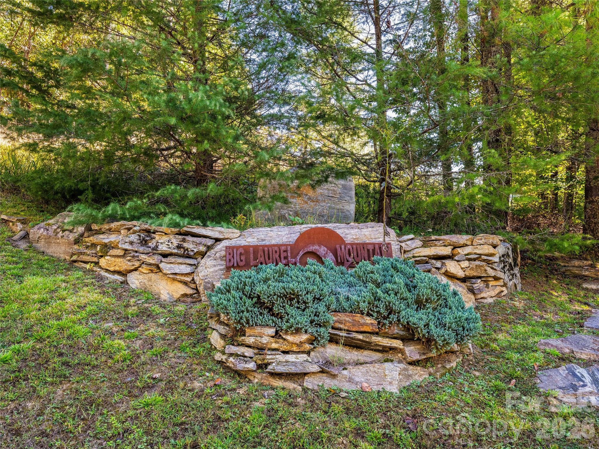 700 Sunnyside Drive Property Photo 35