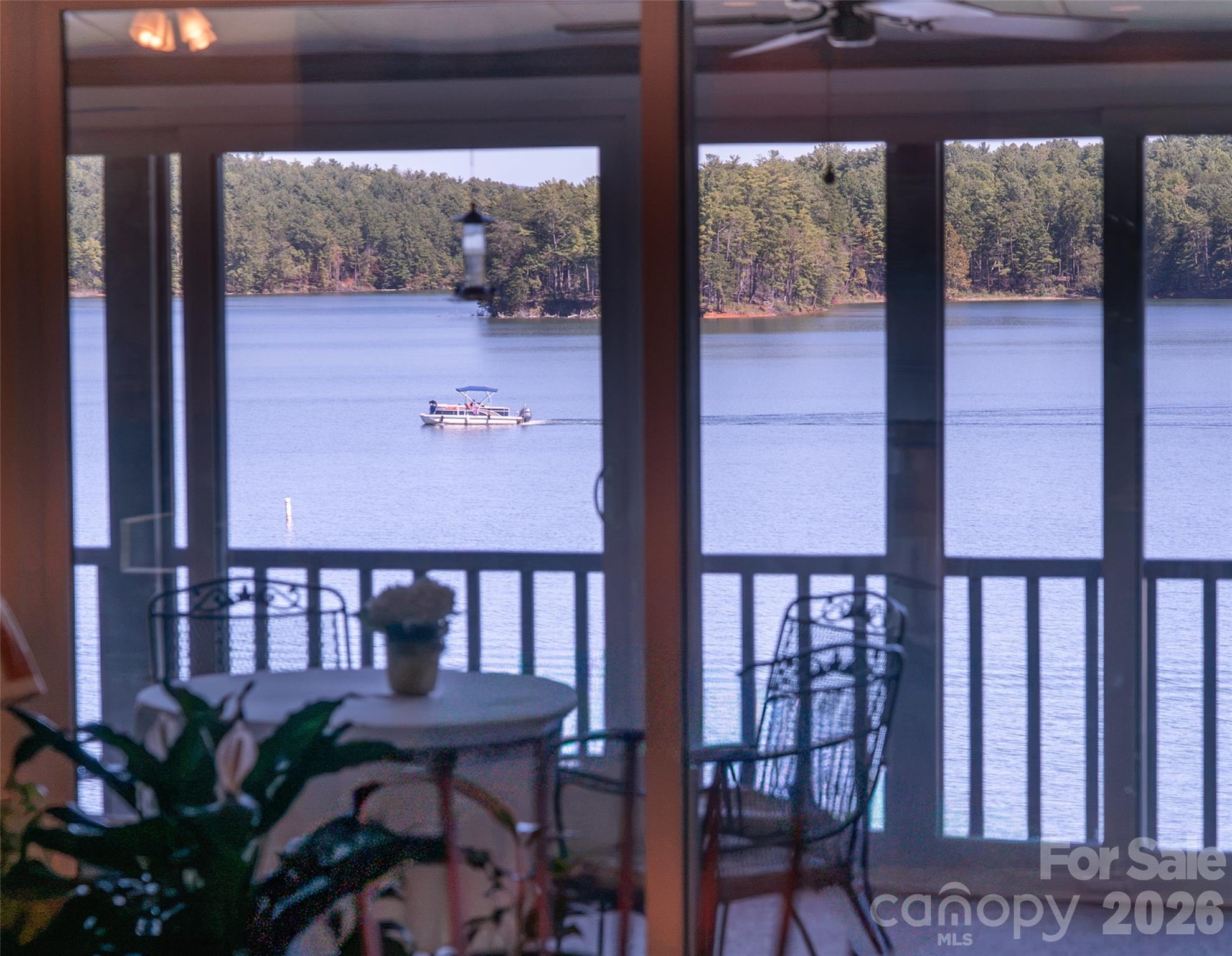 2231 N Point Drive Property Photo 14