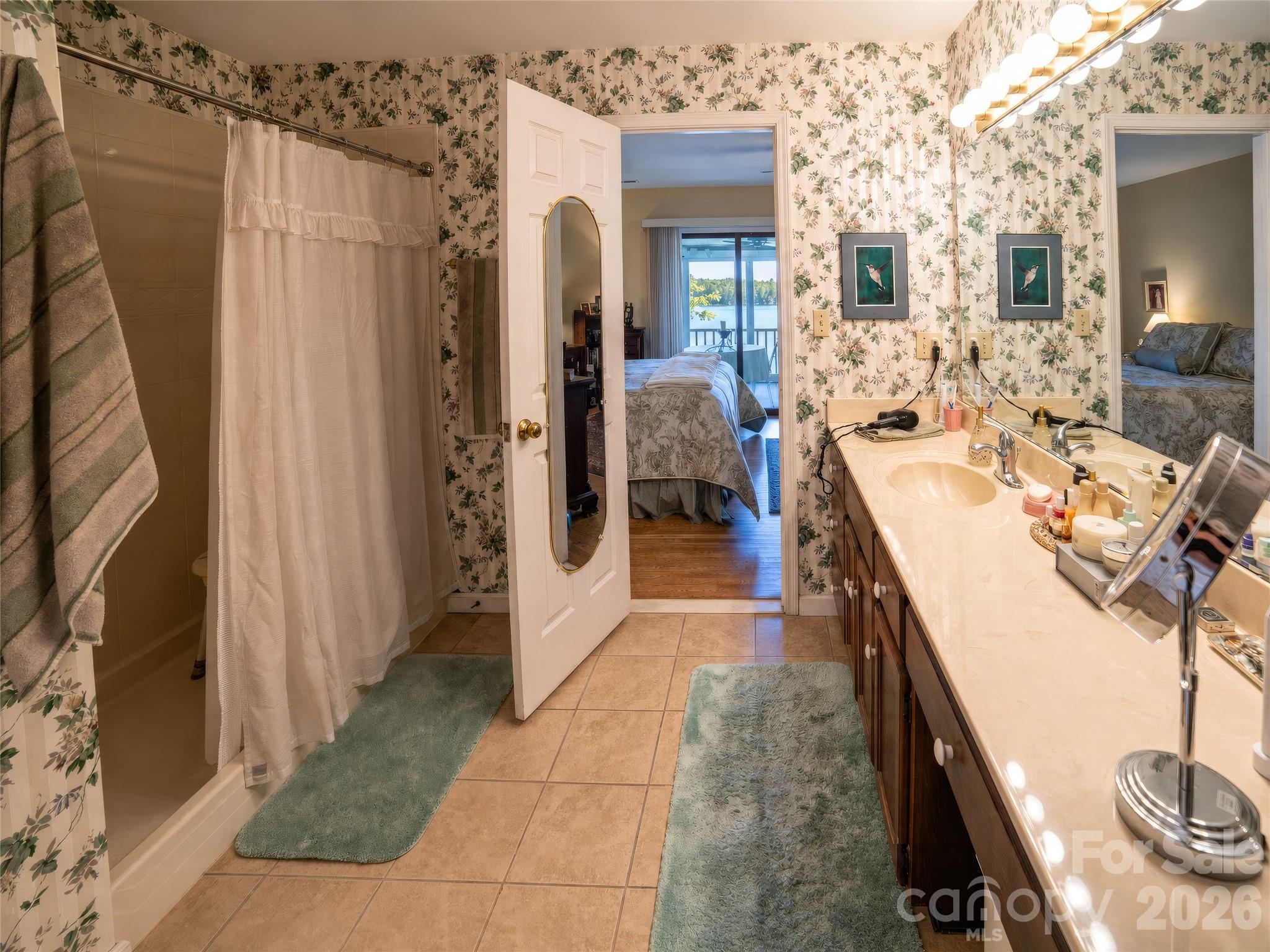 2231 N Point Drive Property Photo 19
