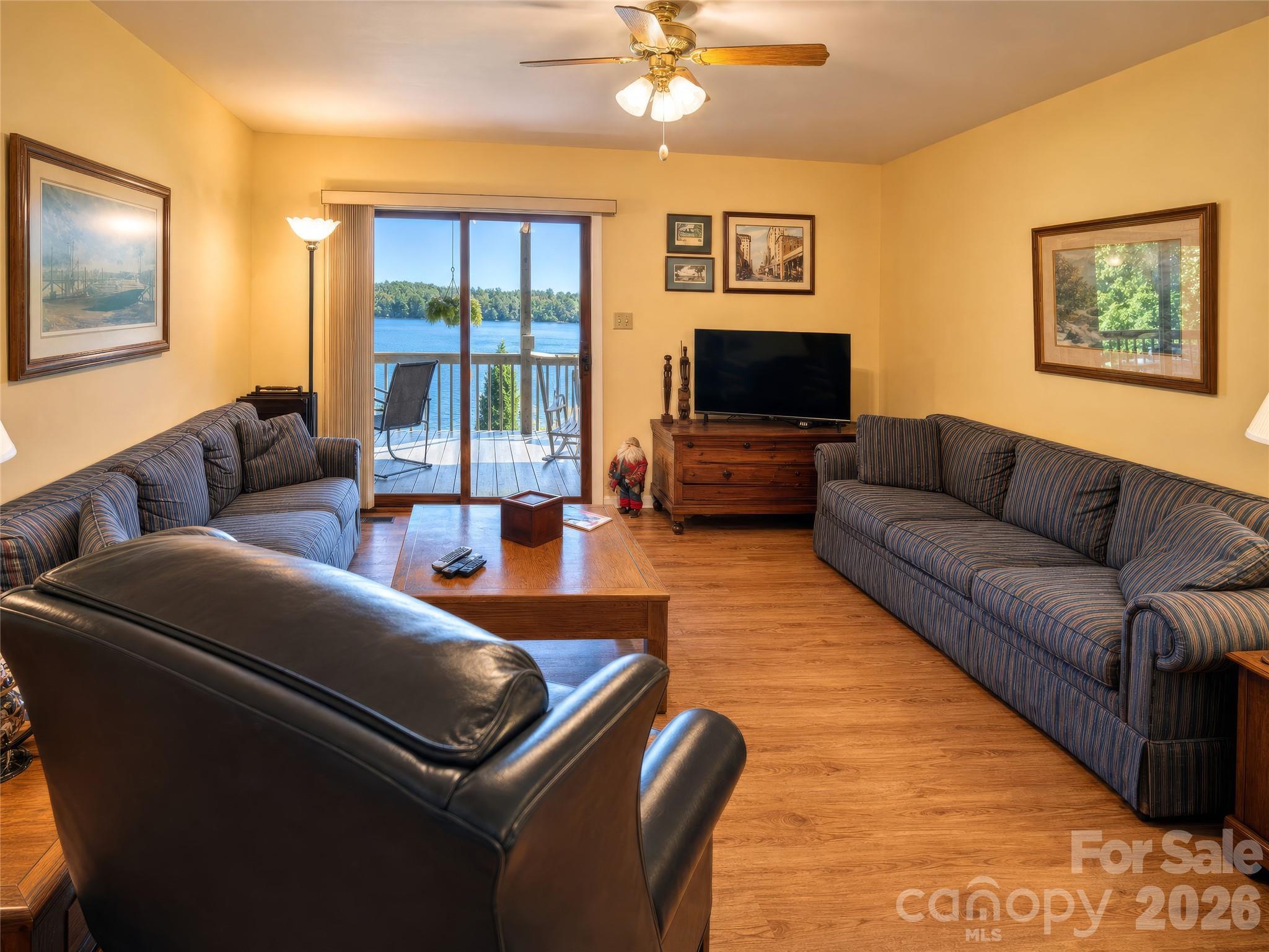 2231 N Point Drive Property Photo 26