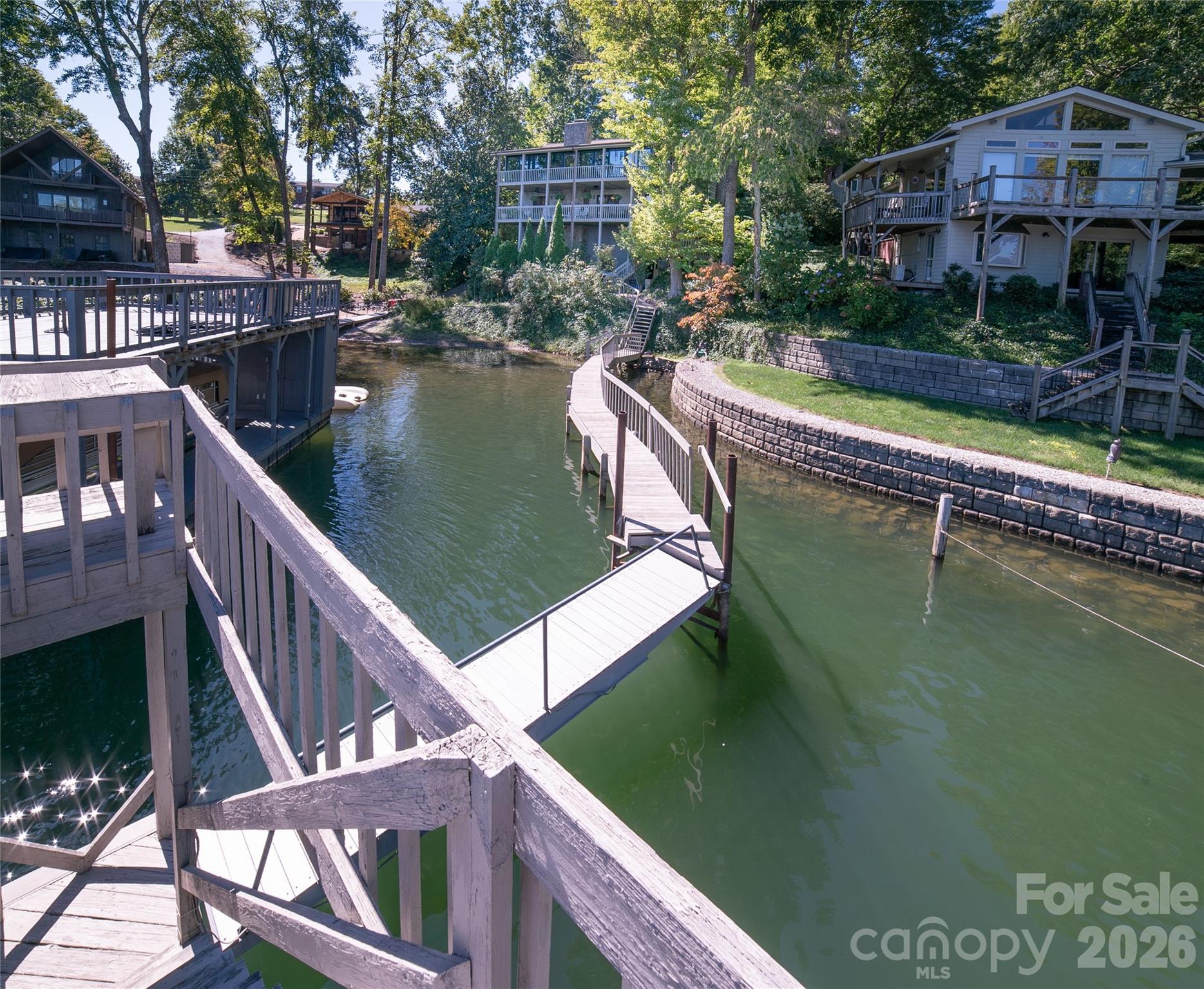 2231 N Point Drive Property Photo 37