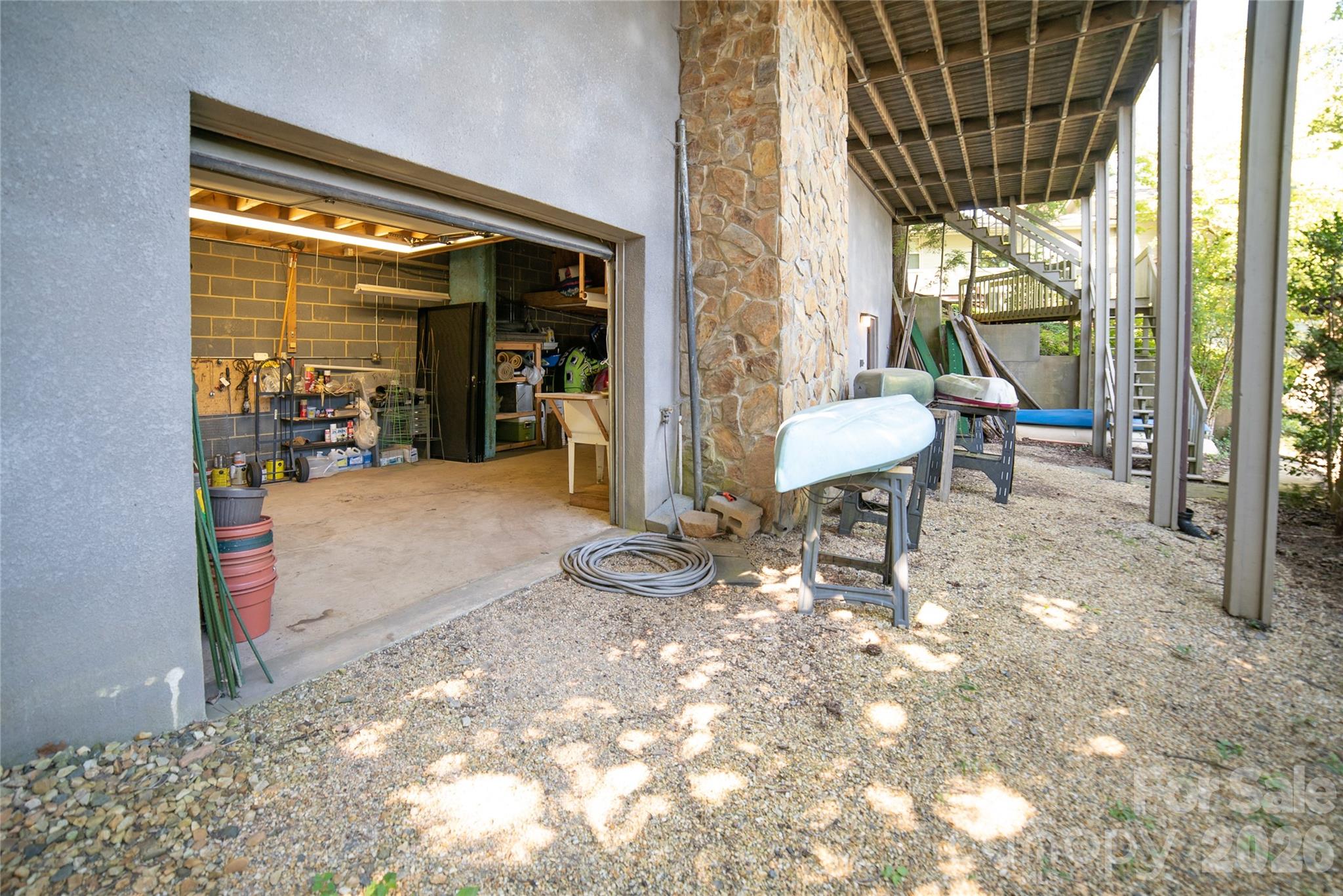 2231 N Point Drive Property Photo 43