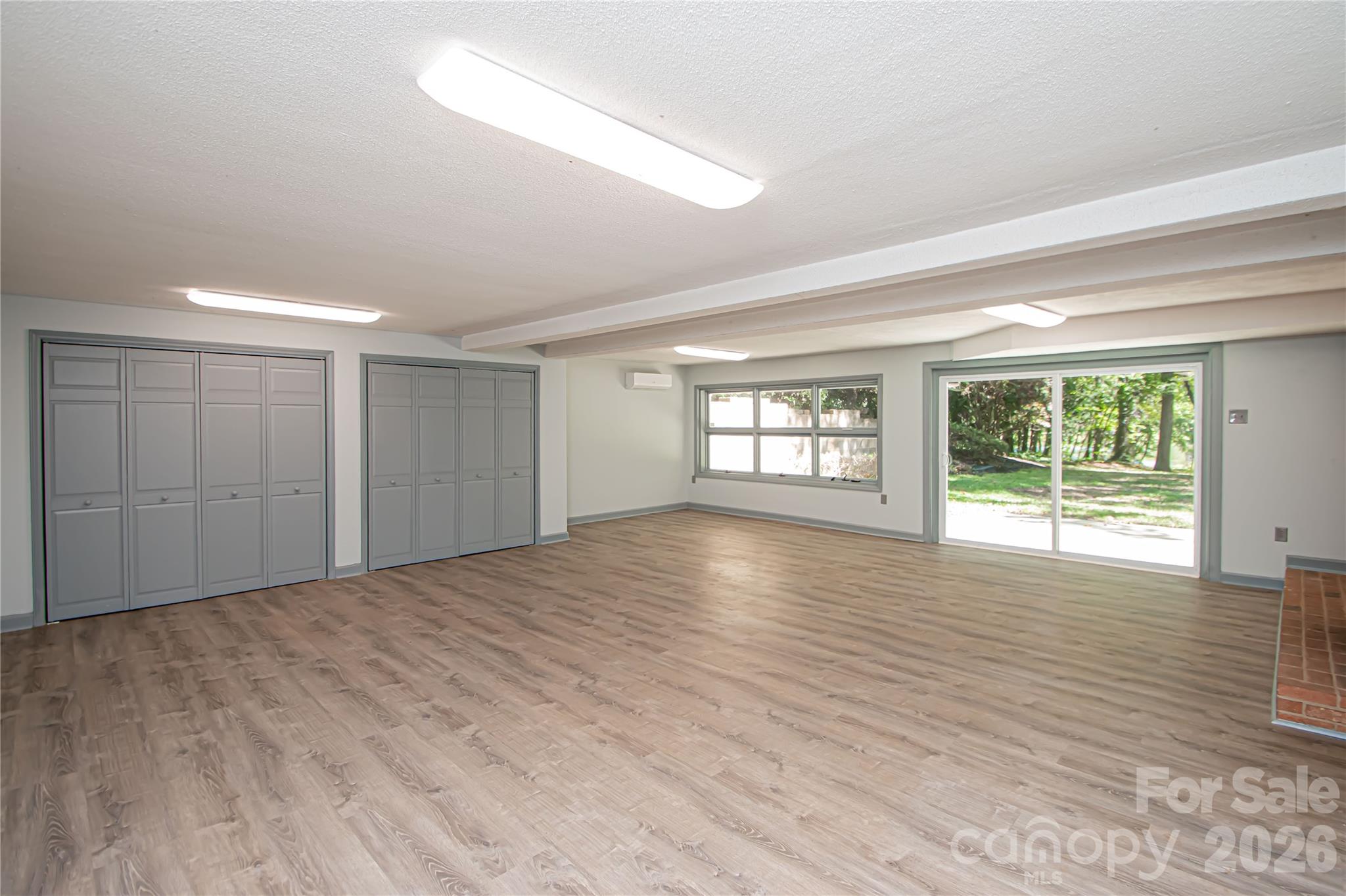 7400 Oakwood Lane Property Photo 44