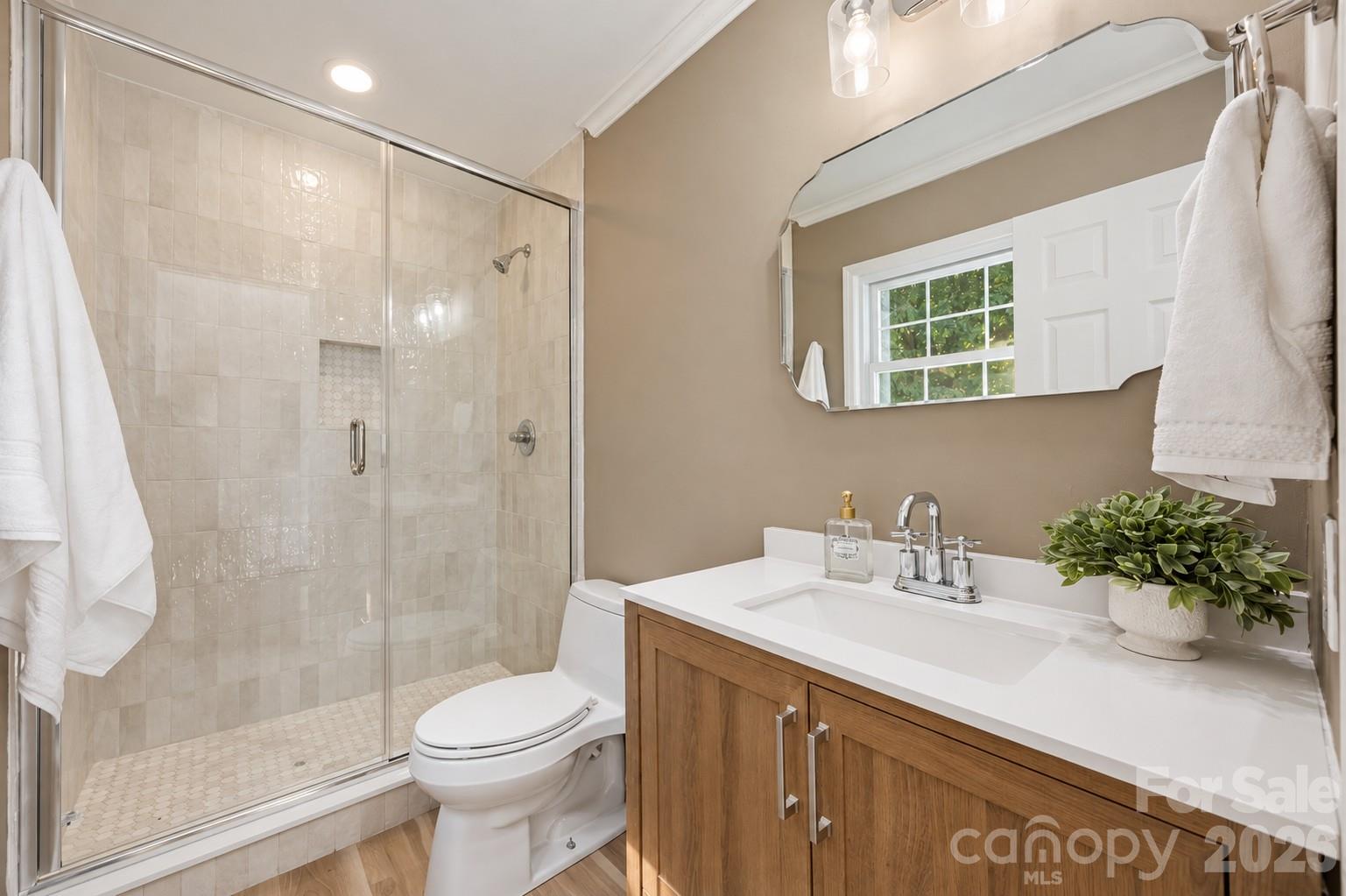 3101 Canterberry Drive Property Photo 6