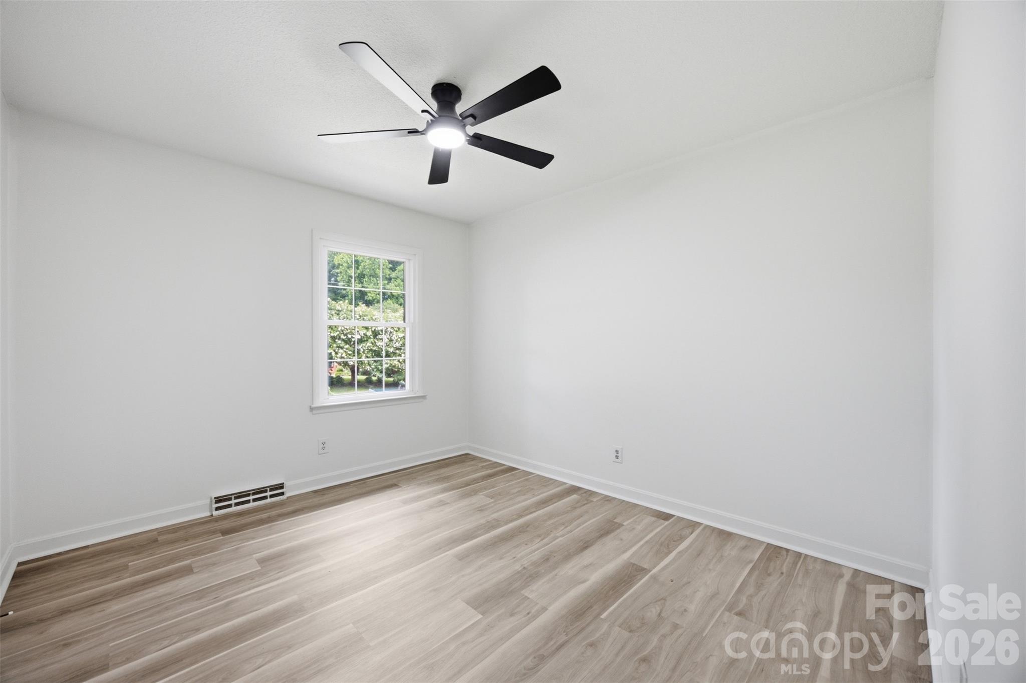 3101 Canterberry Drive Property Photo 33
