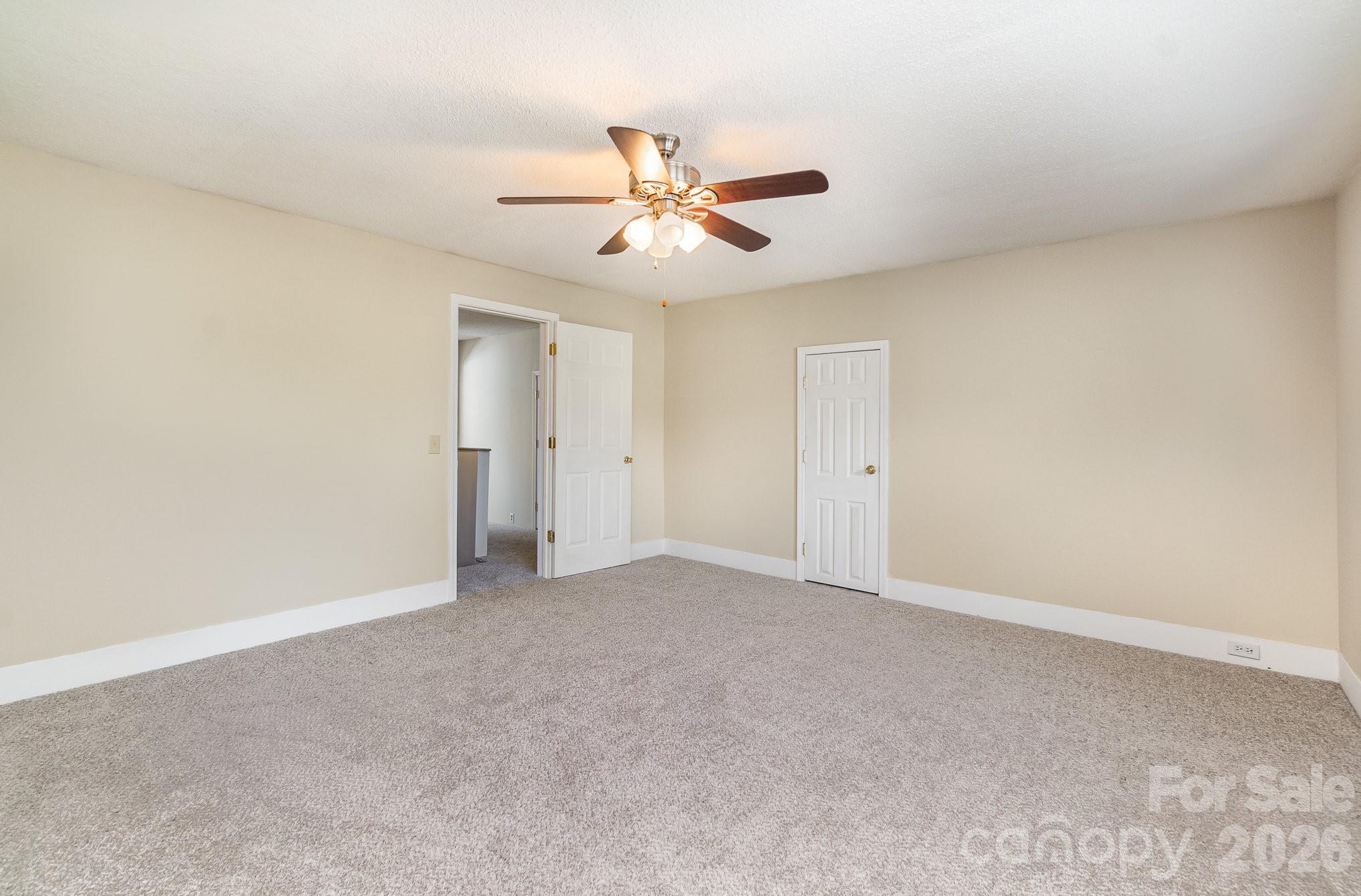 205 N Martin Luther King Jr Avenue Property Photo 20