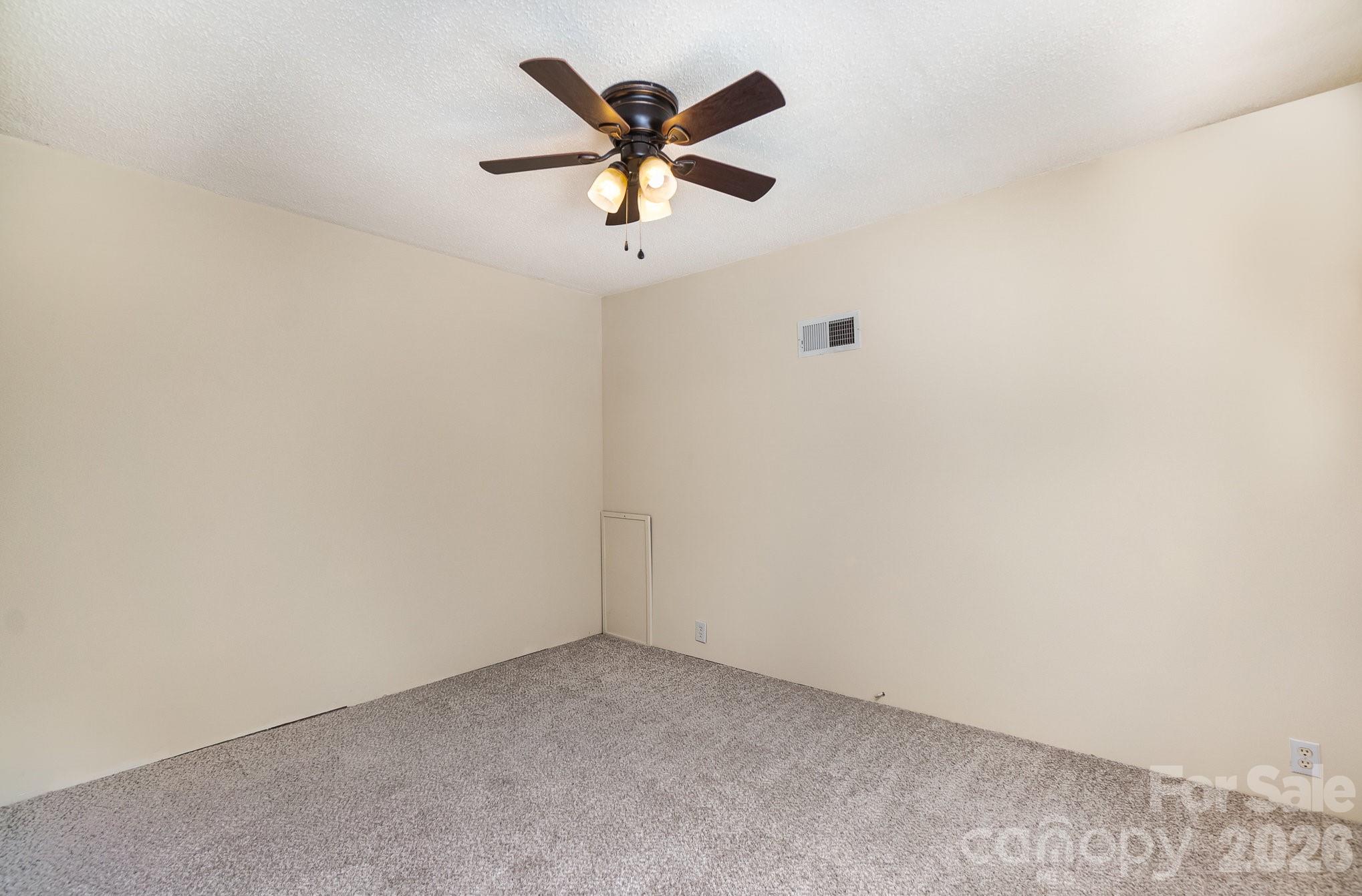 205 N Martin Luther King Jr Avenue Property Photo 22