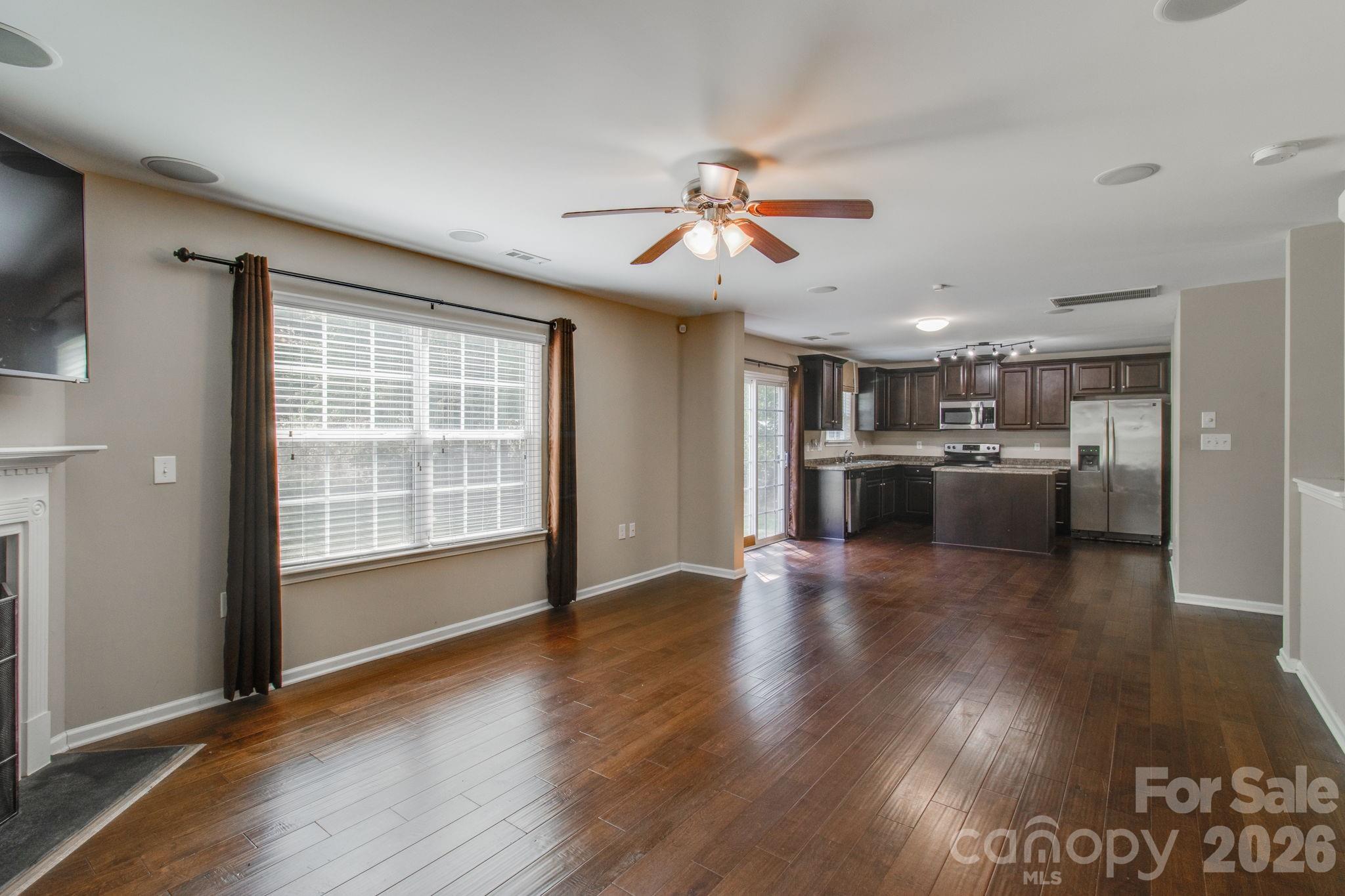 2115 Fieldstone Gate Cove Property Photo 13
