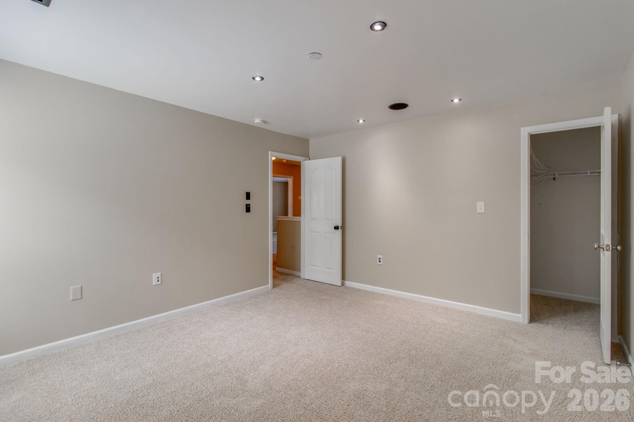 2115 Fieldstone Gate Cove Property Photo 28