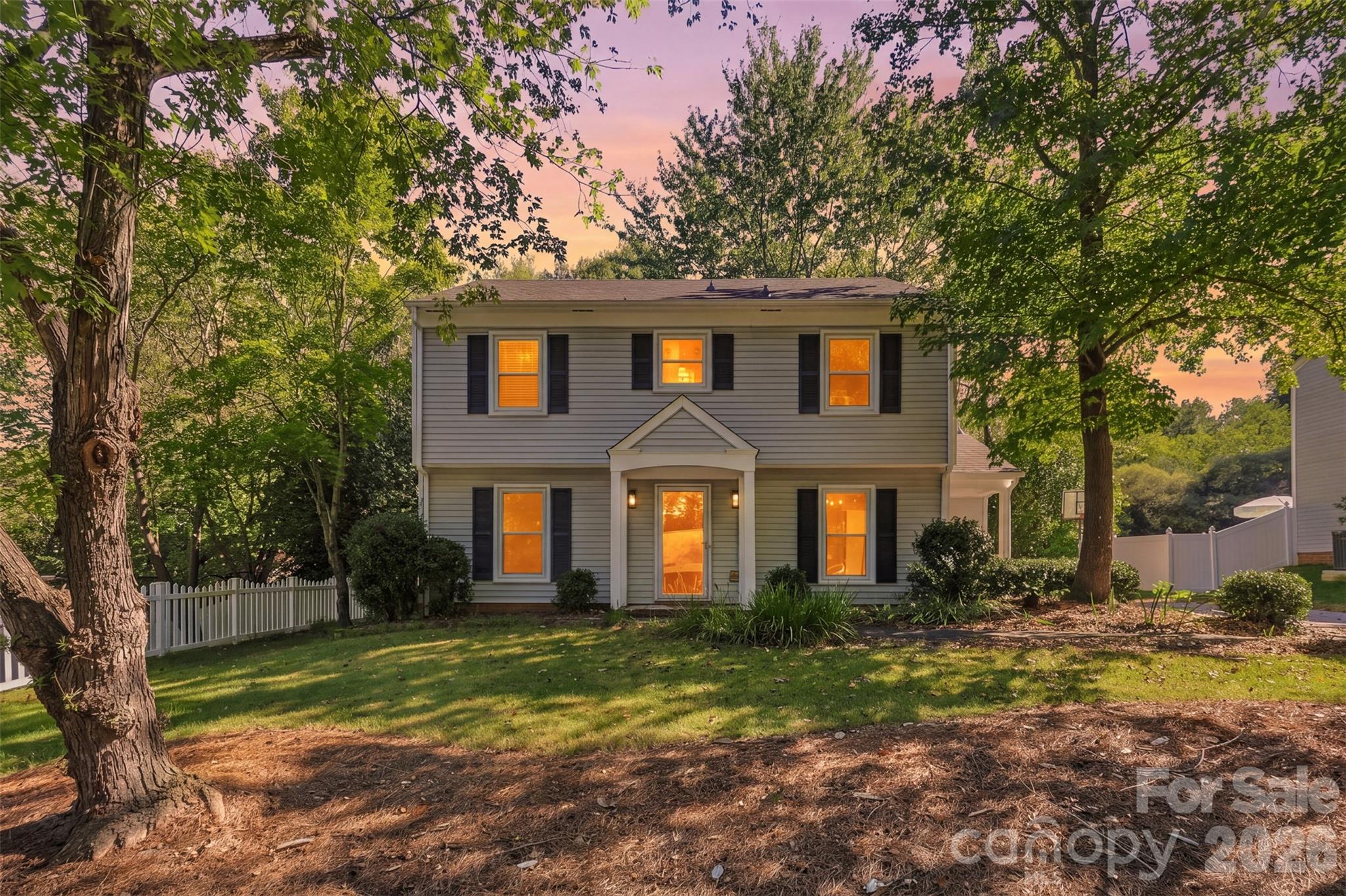 320 Sunnywood Lane Property Photo 1