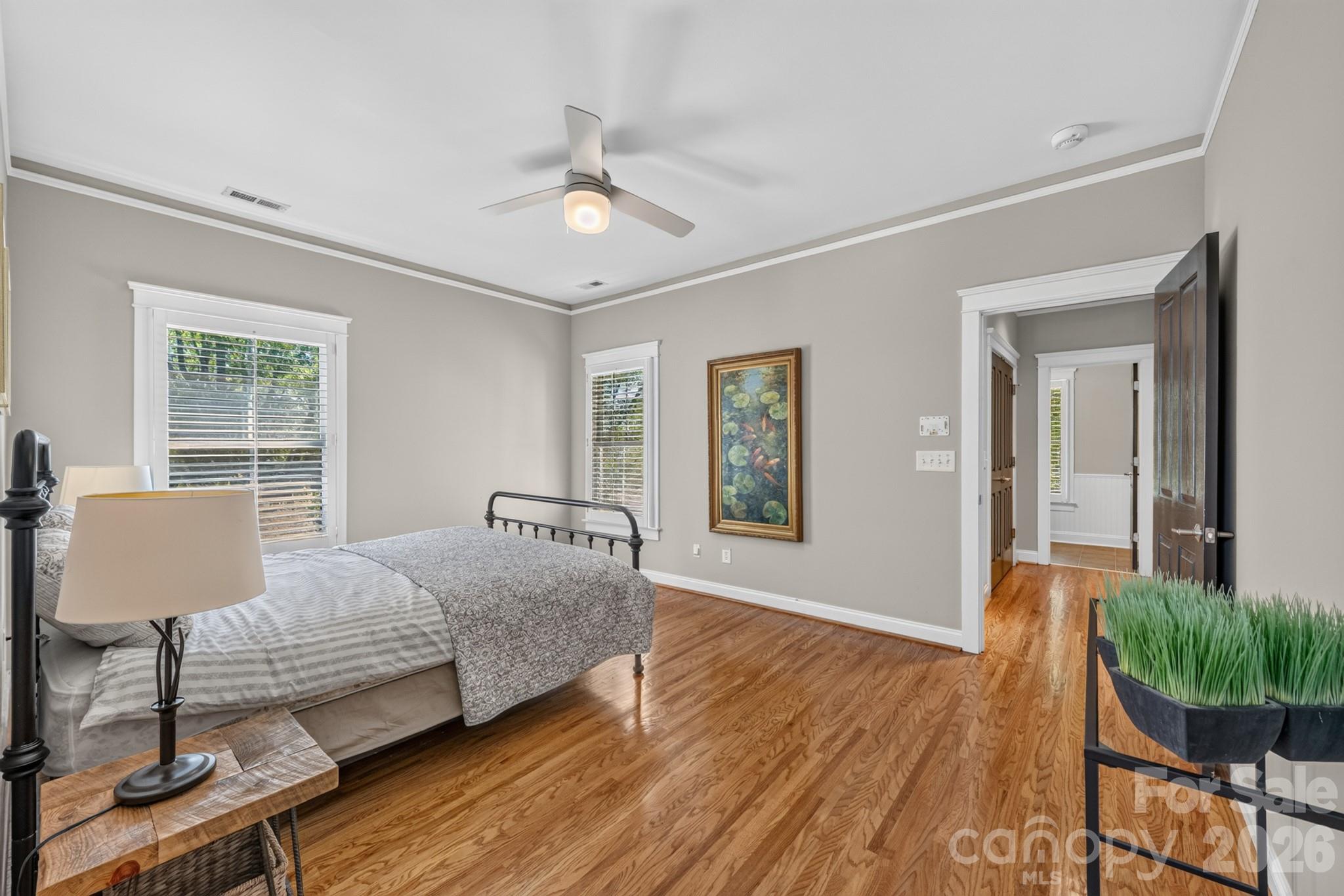 727 E 9th Street Property Photo 19