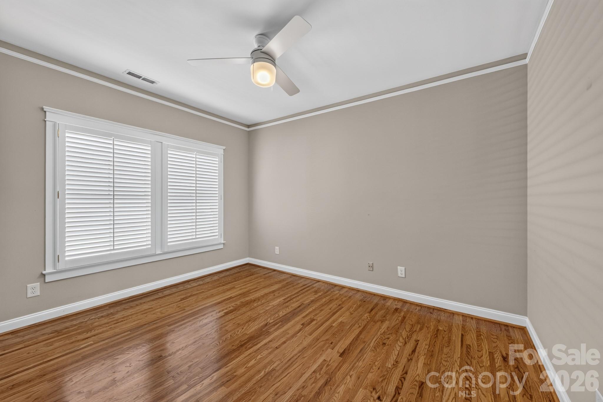 727 E 9th Street Property Photo 25