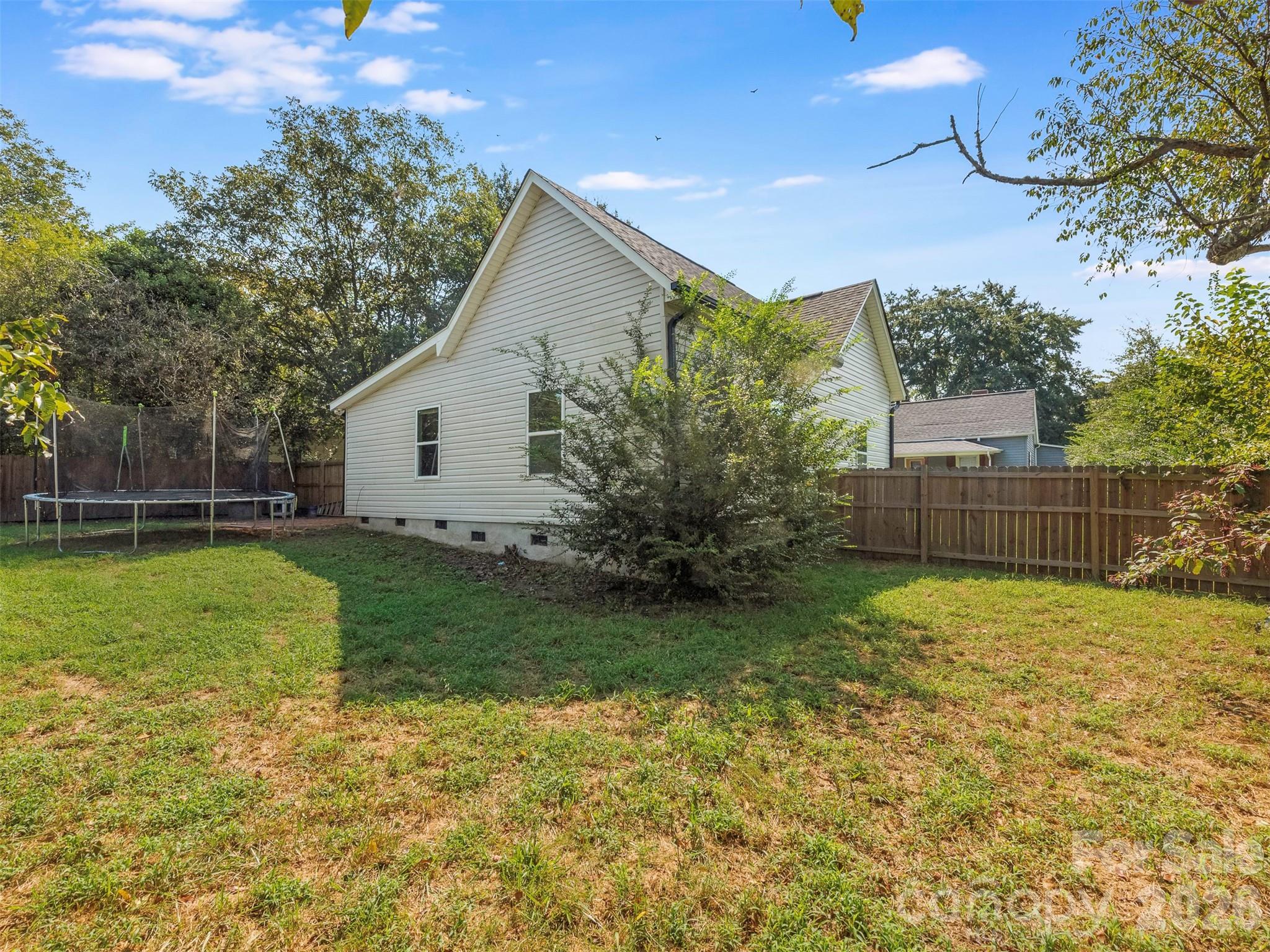 106 Park Street Property Photo 27