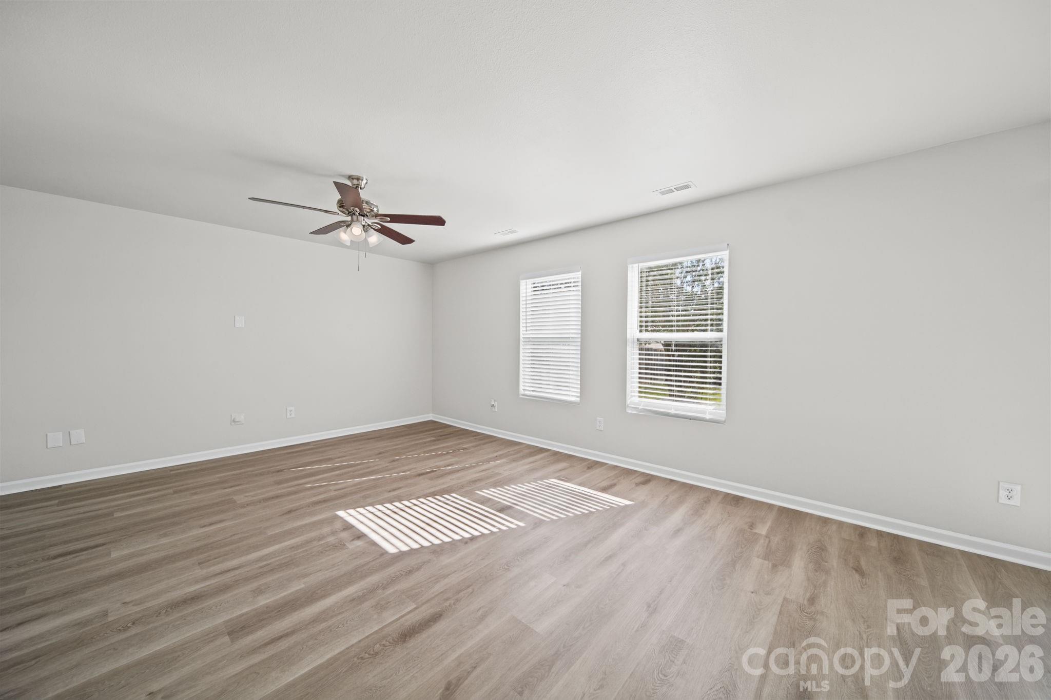 1820 Rustic Barn Drive Property Photo 9