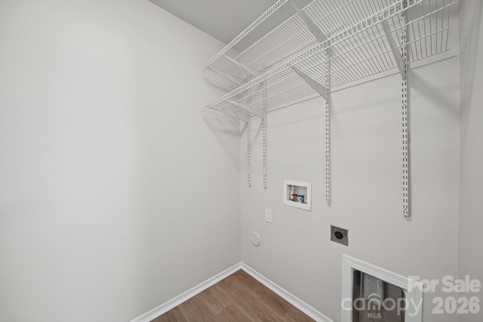 1820 Rustic Barn Drive Property Photo 13