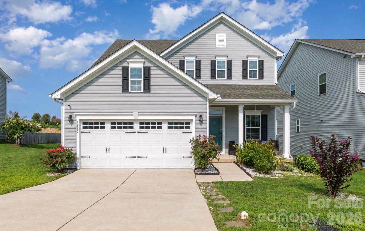 1682 Scarbrough Circle Property Photo 1
