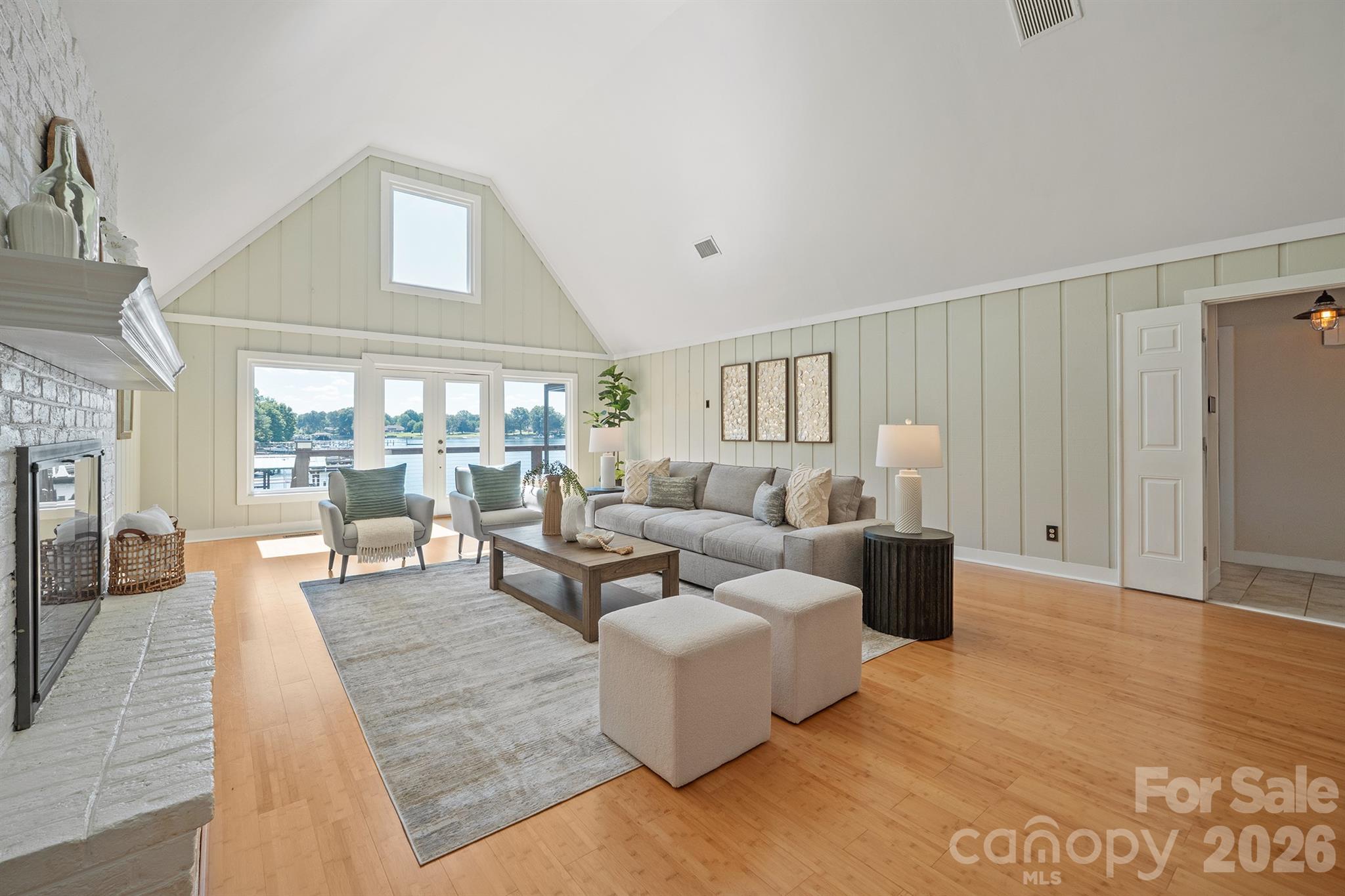 20919 Island Forest Drive Property Photo 10