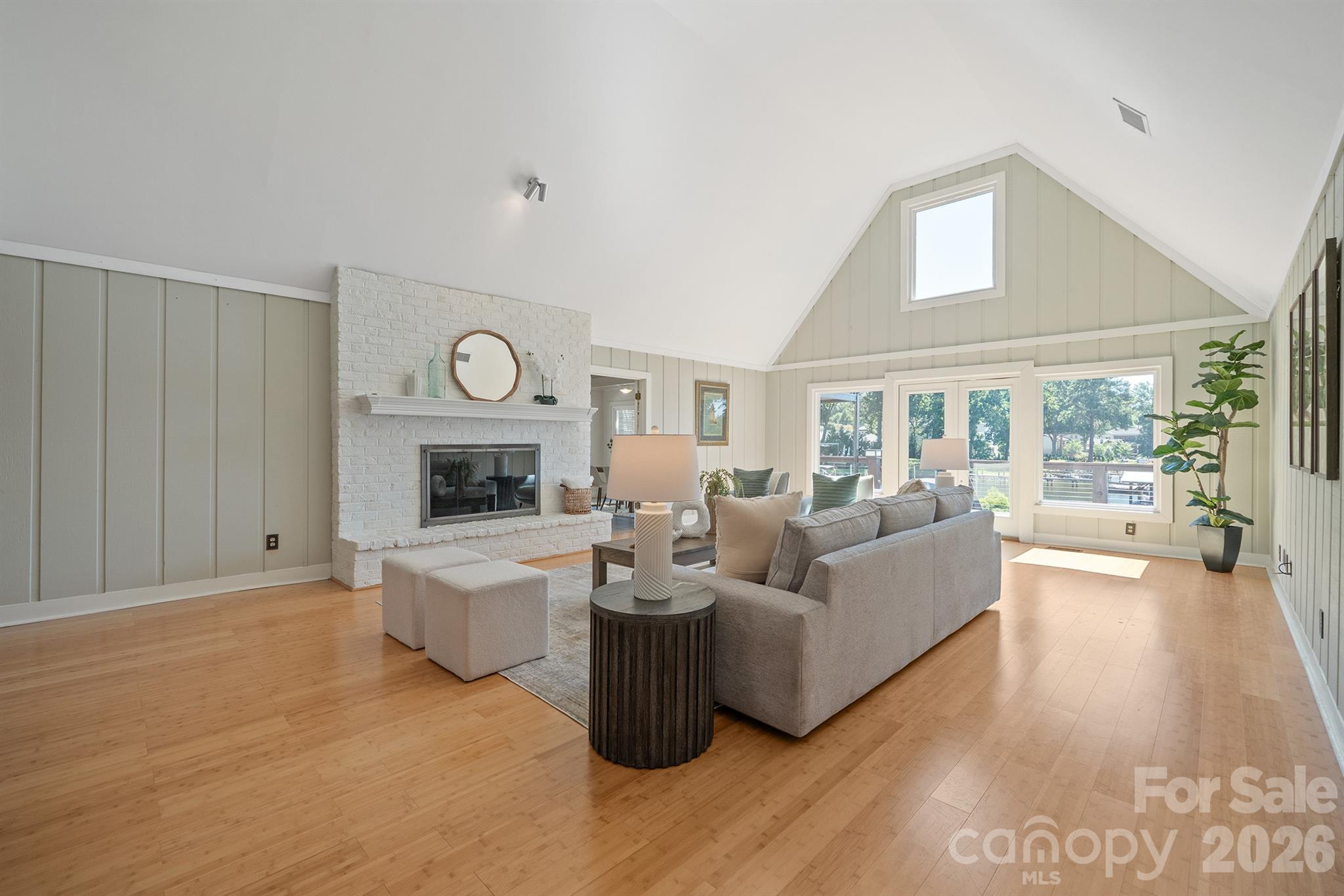 20919 Island Forest Drive Property Photo 12