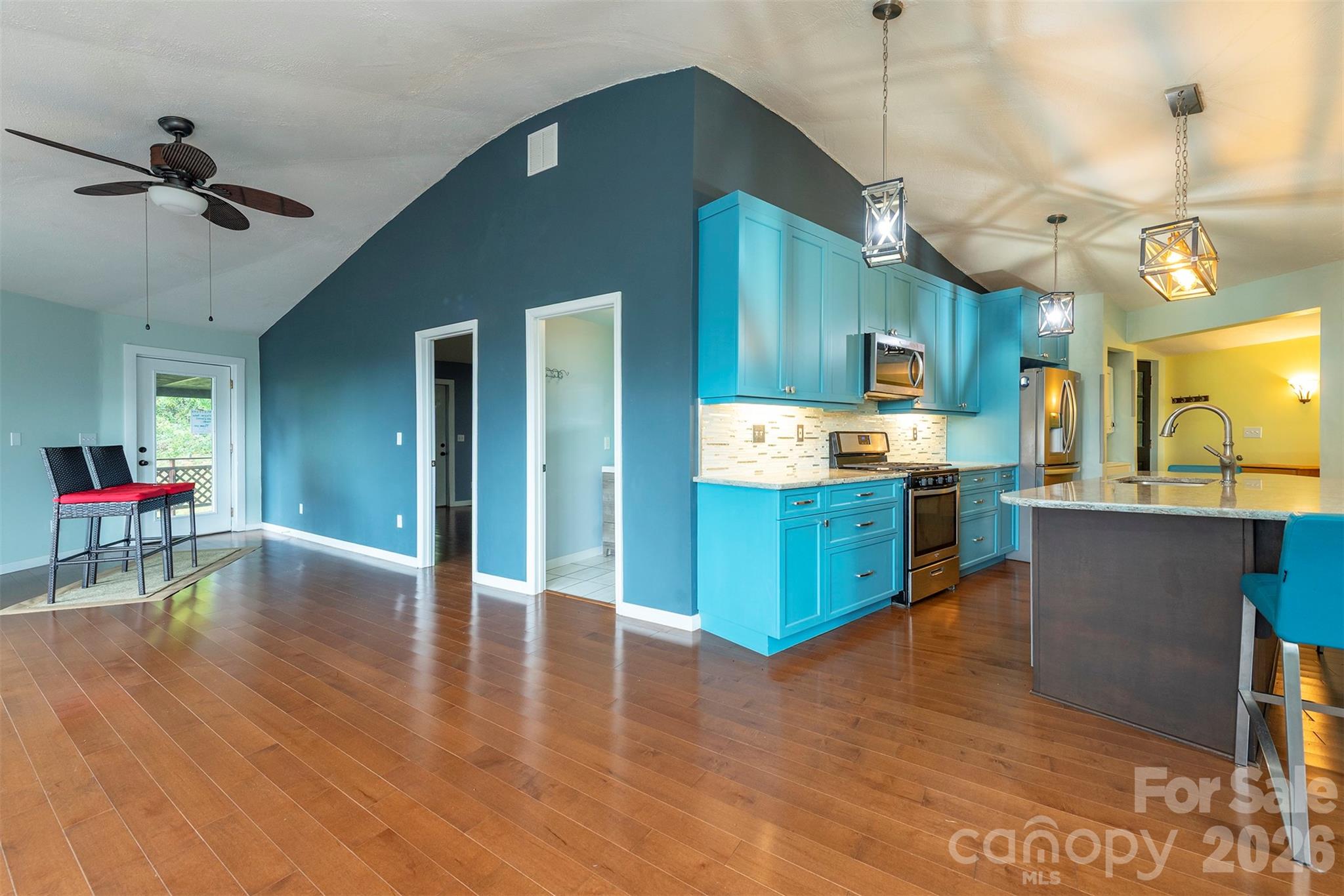 281 Bearwallow Trail Property Photo 5