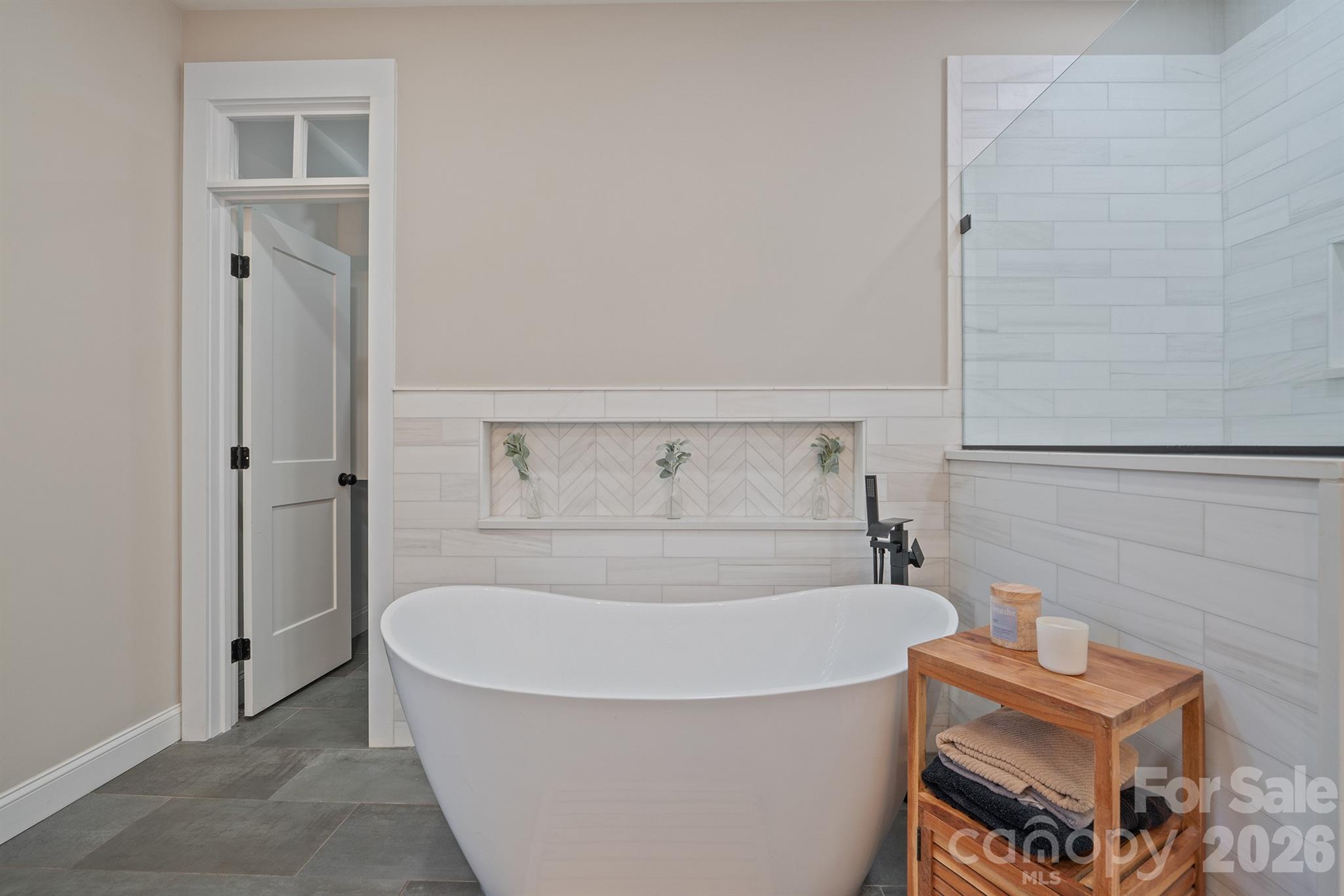 6 Leisure Circle Property Photo 32