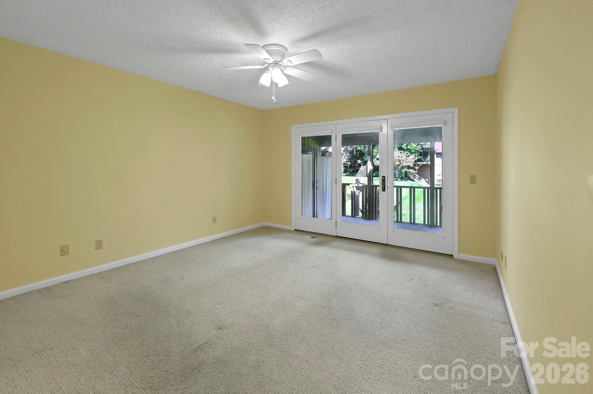 901 Red Oak Drive Property Photo 26