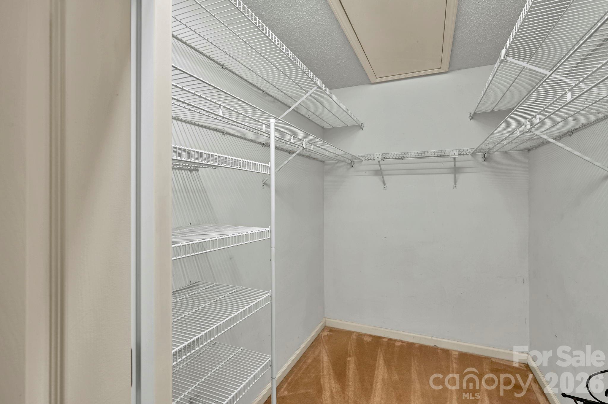 901 Red Oak Drive Property Photo 35