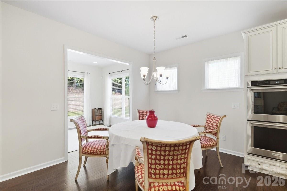 389 Harvest Valley Lane Property Photo 13