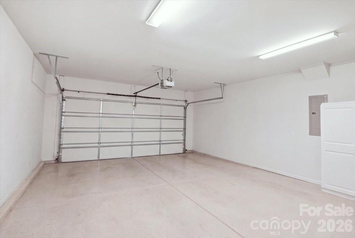 389 Harvest Valley Lane Property Photo 26