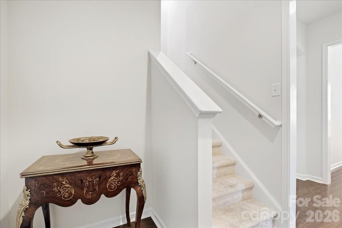 389 Harvest Valley Lane Property Photo 27