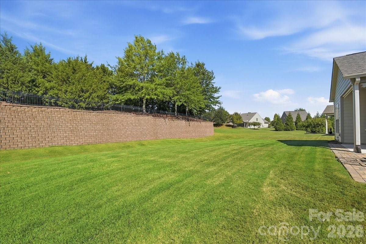 389 Harvest Valley Lane Property Photo 39