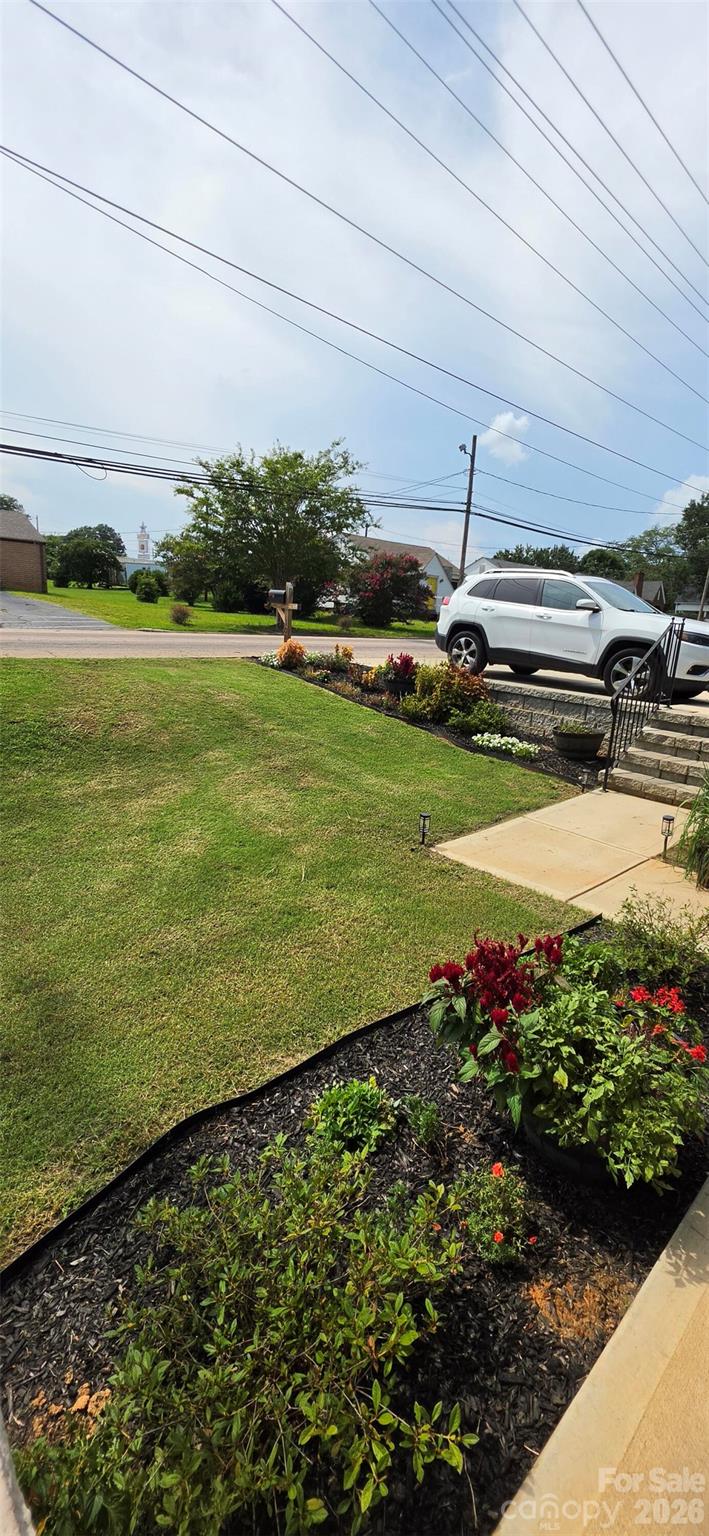 1007 S Ridge Avenue Property Photo 4
