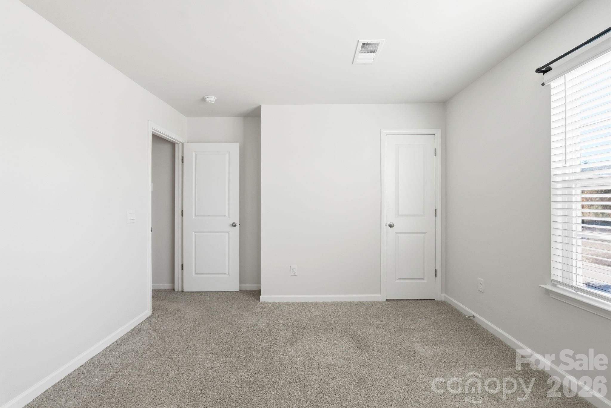 640 Joshua Tree Lane Property Photo 34
