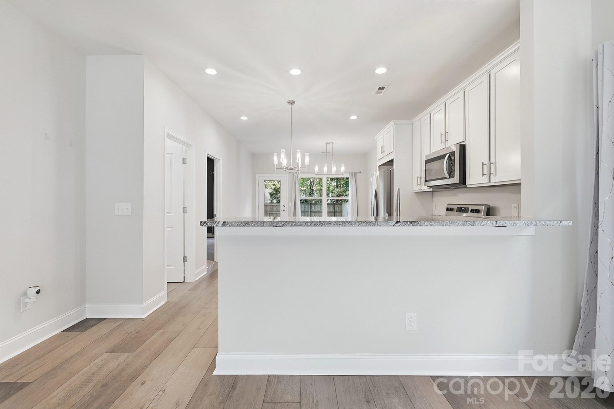 305 Harrison Street Property Photo 13