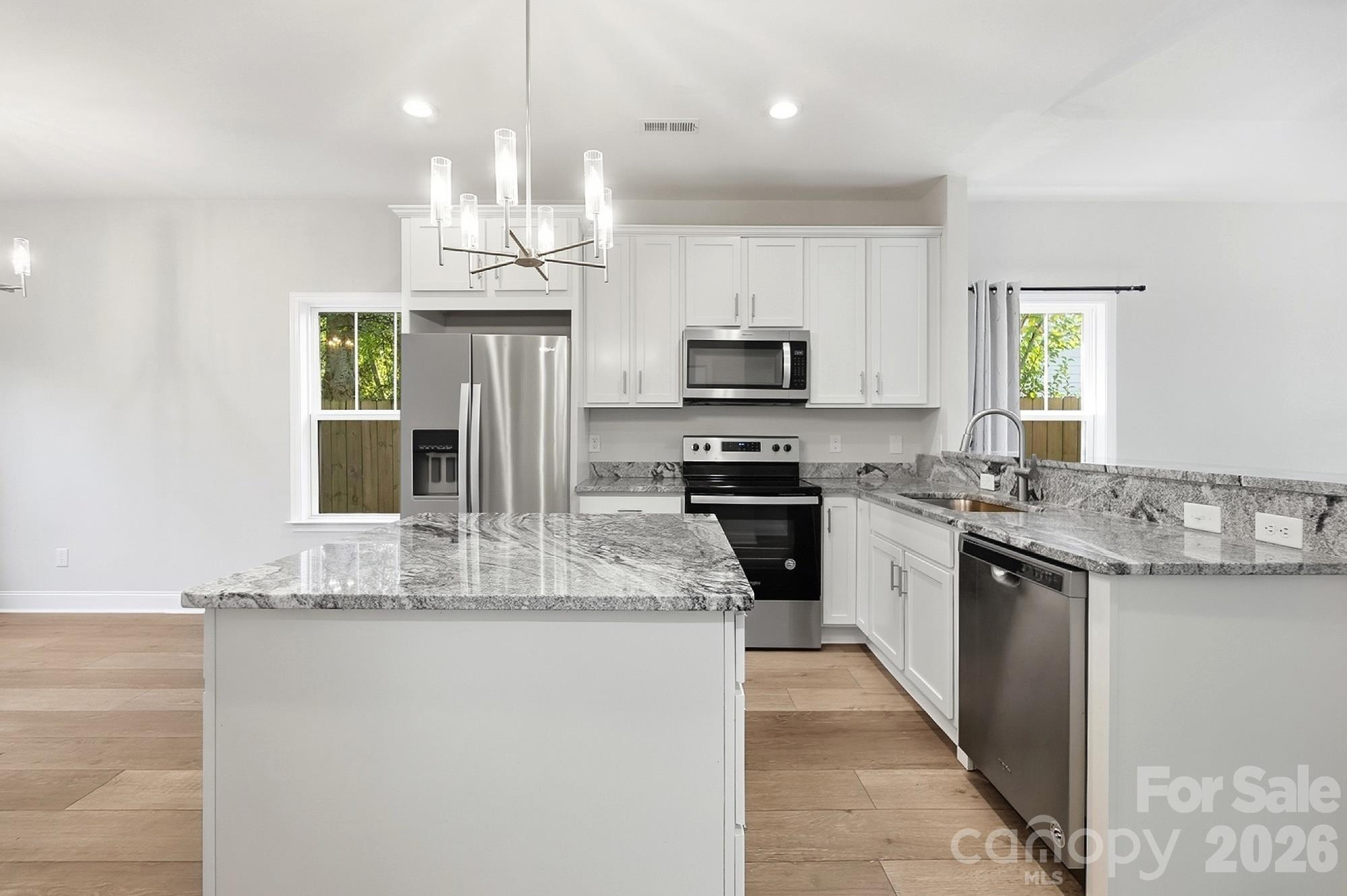 305 Harrison Street Property Photo 14