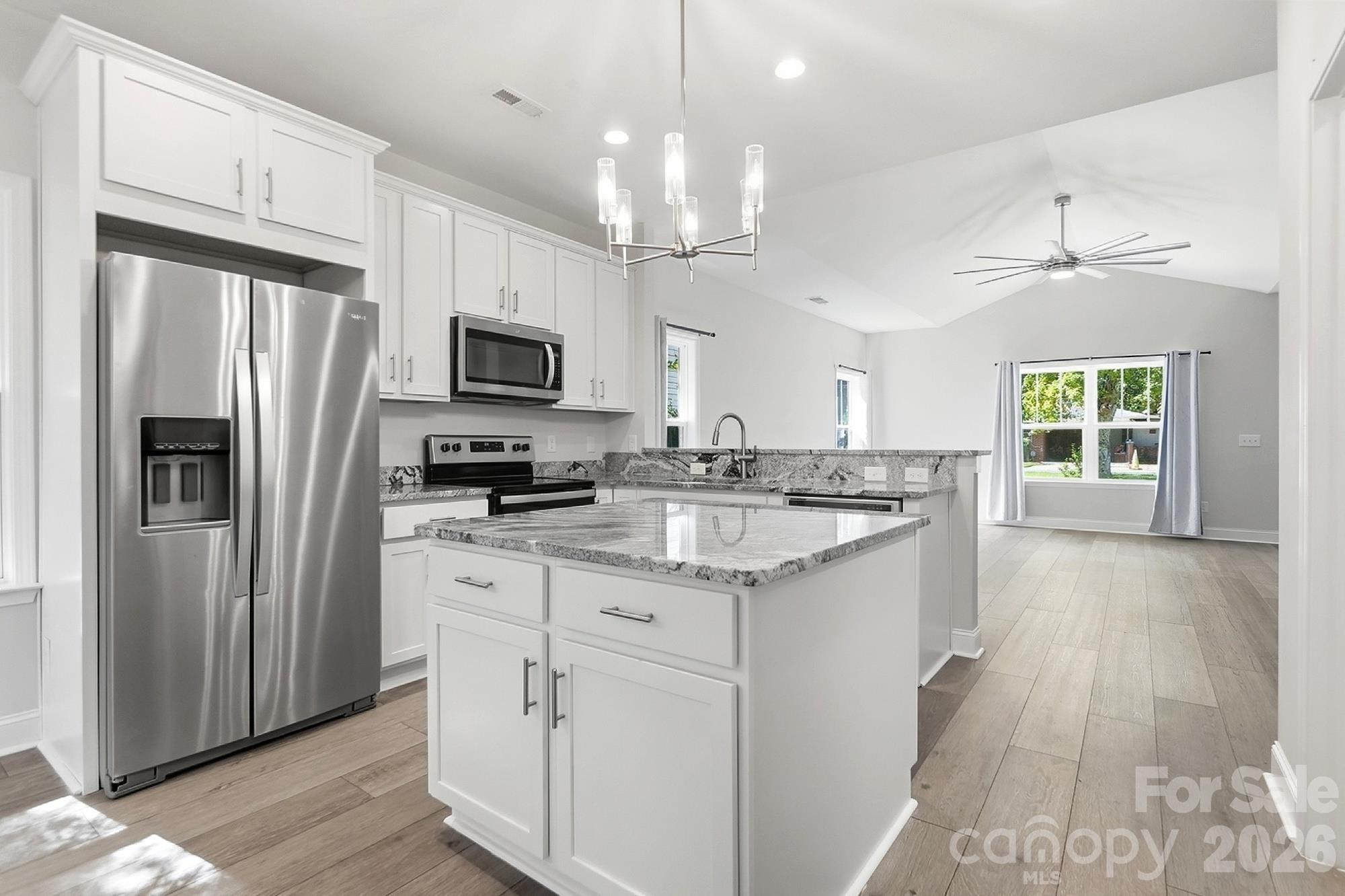 305 Harrison Street Property Photo 15