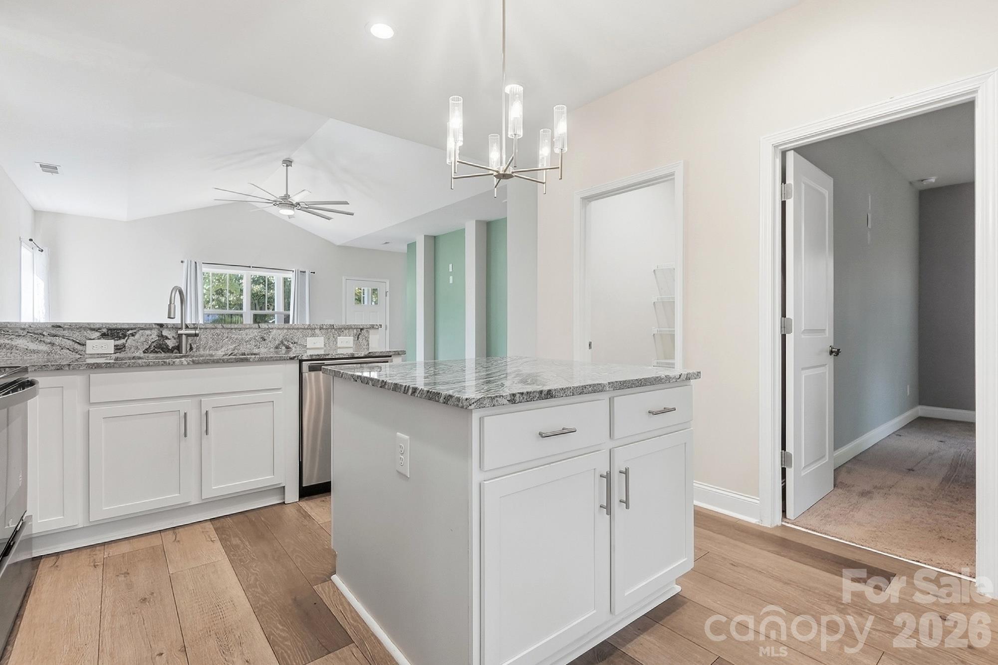 305 Harrison Street Property Photo 17