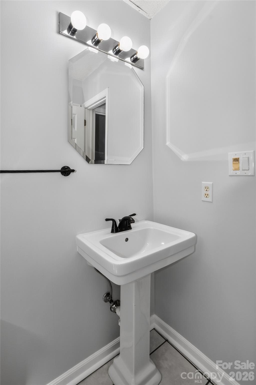 11108 White Stag Drive Property Photo 25