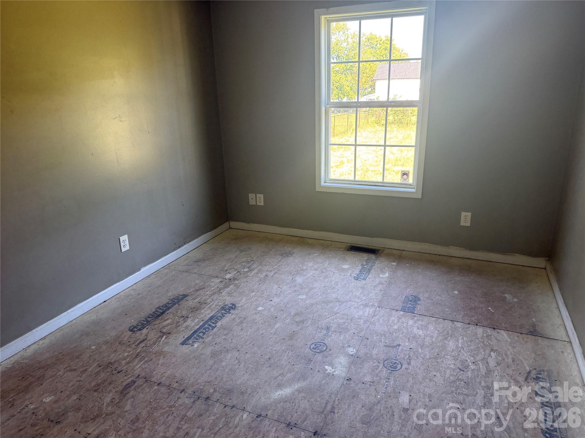 406 N Caldwell Street Property Photo 8