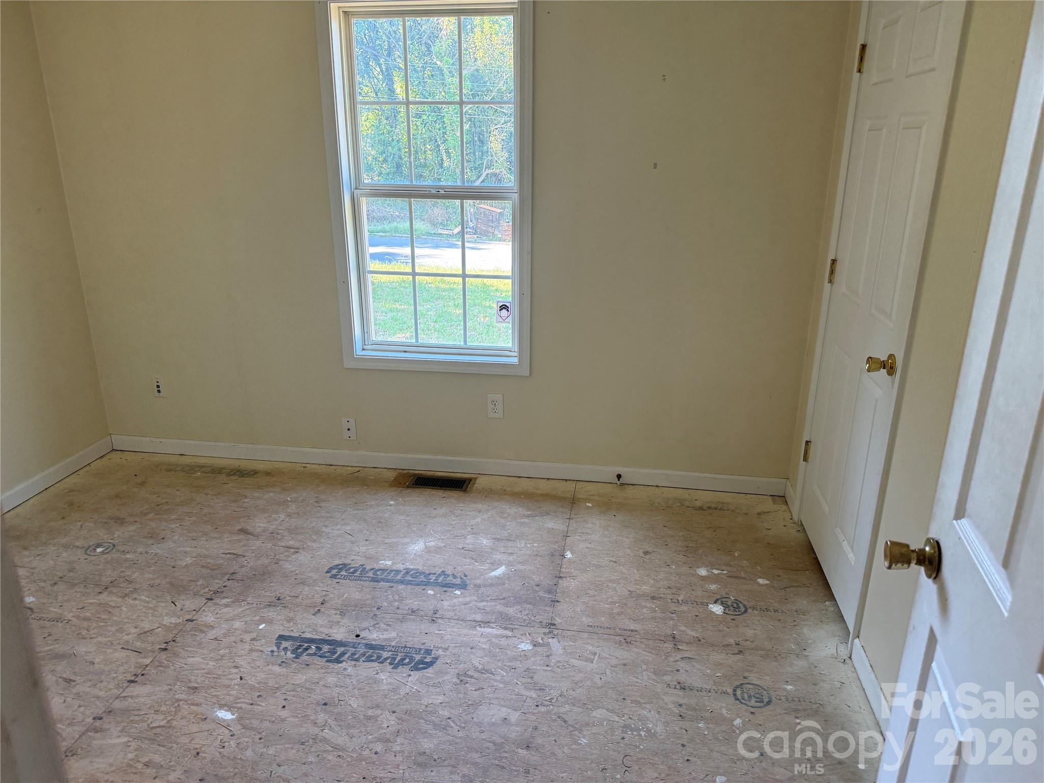 406 N Caldwell Street Property Photo 12