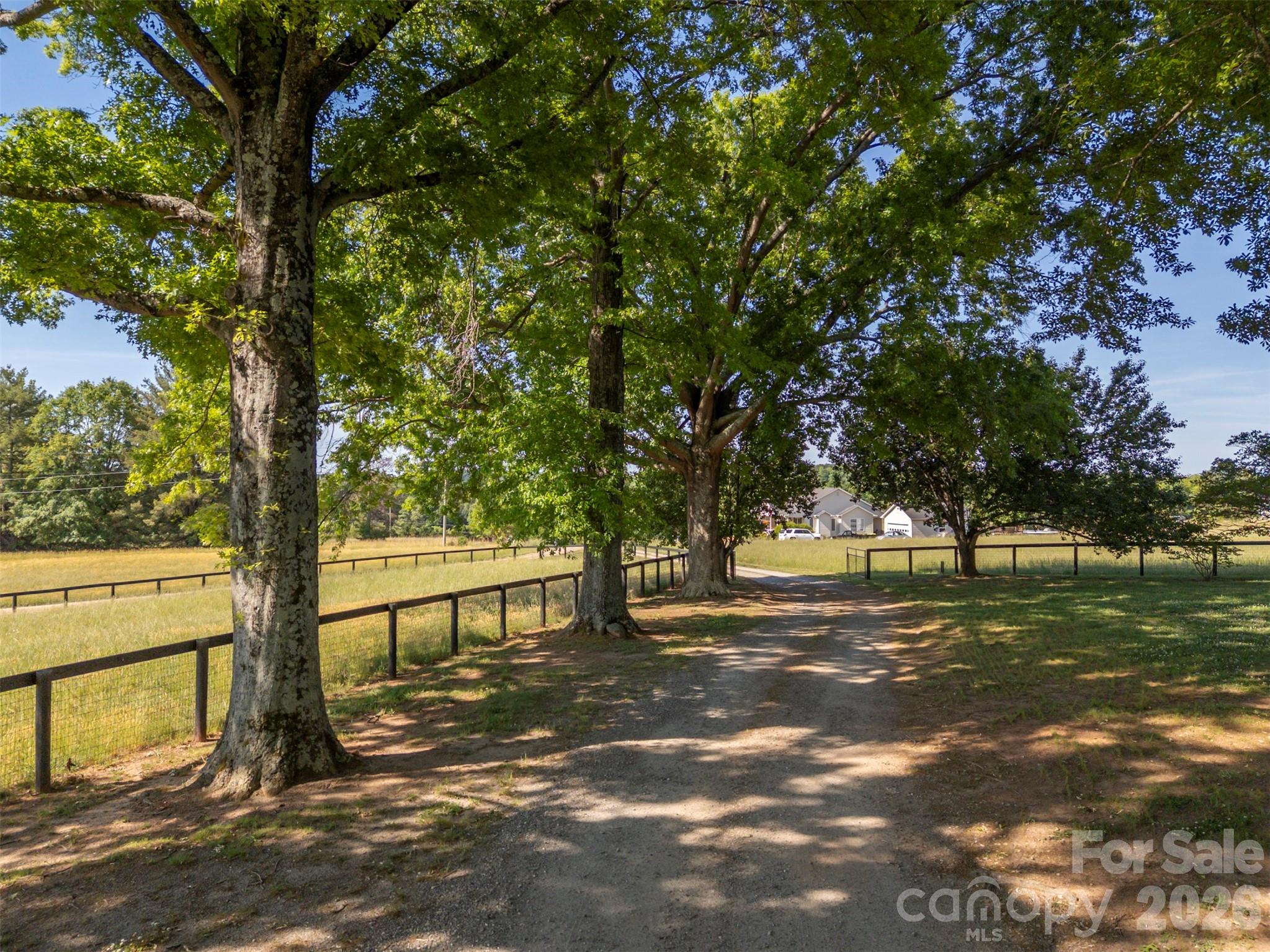161 Breezy Hill Lane Property Photo 1