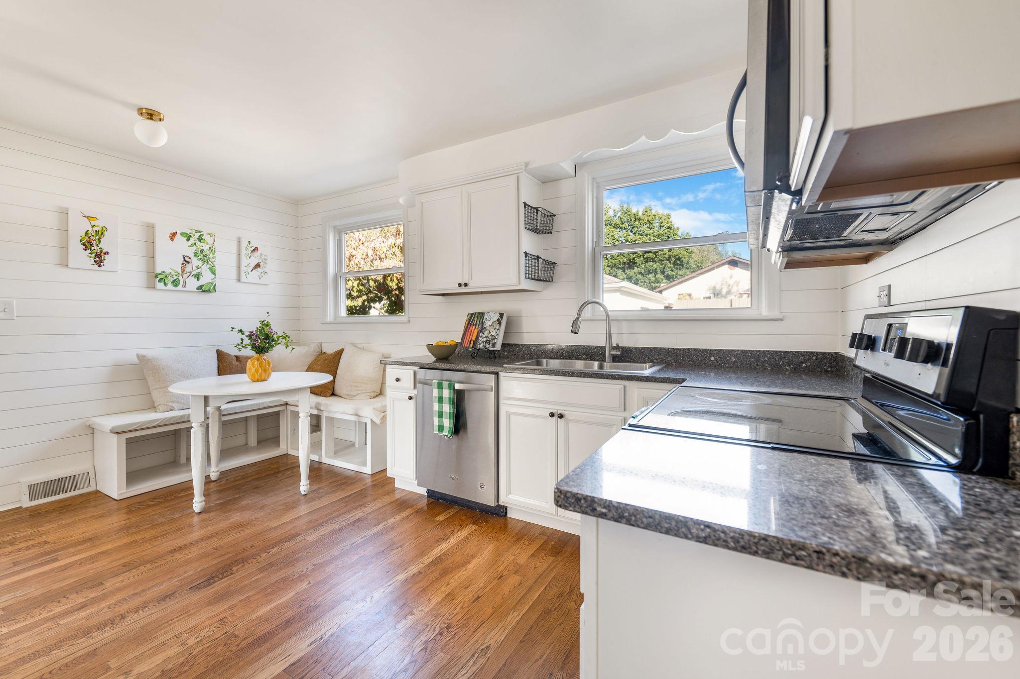 72 Fairfax Avenue Property Photo 7