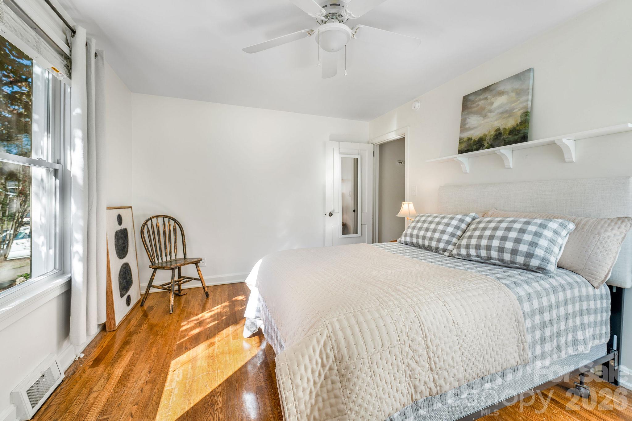 72 Fairfax Avenue Property Photo 12