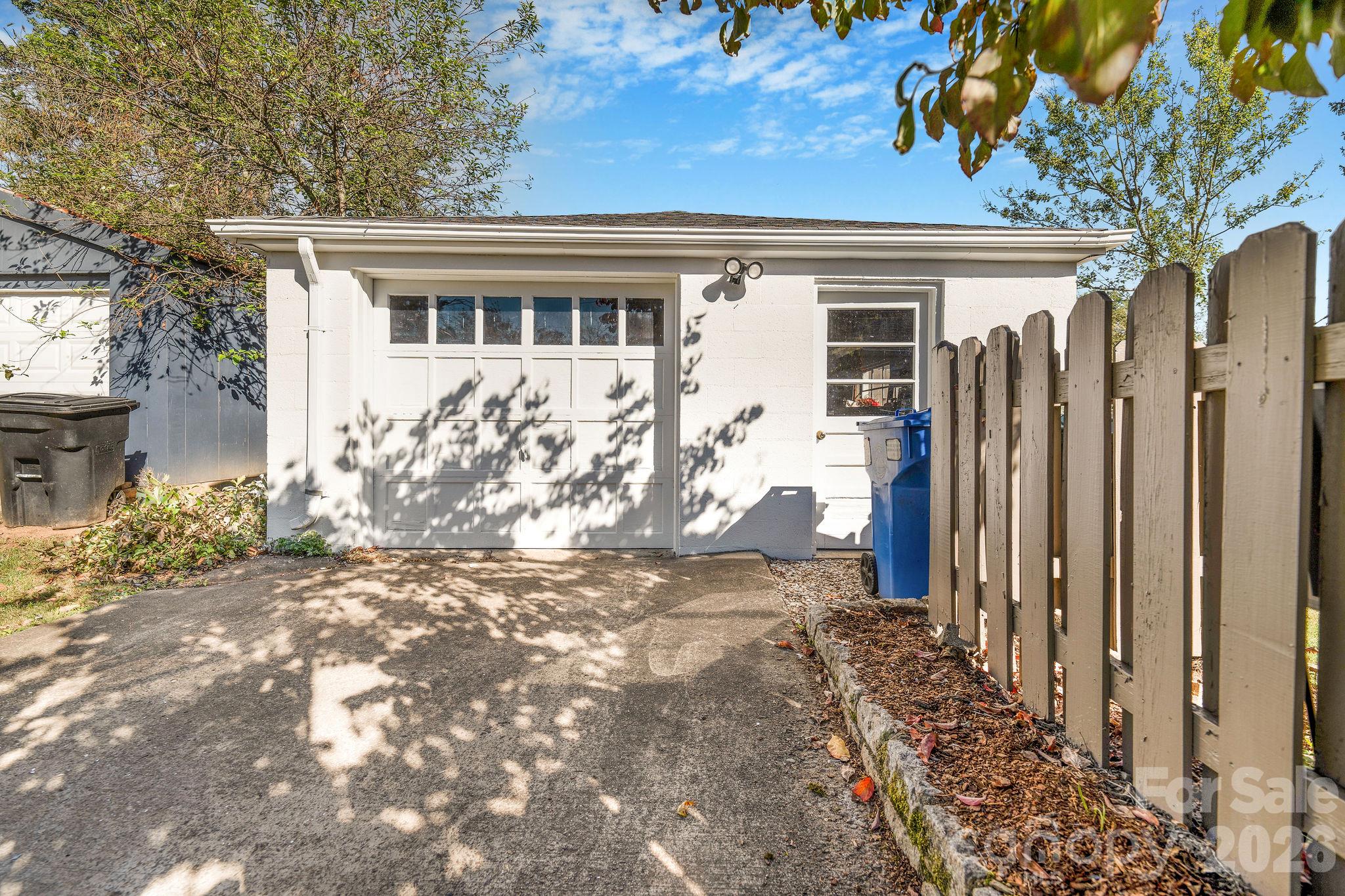 72 Fairfax Avenue Property Photo 25