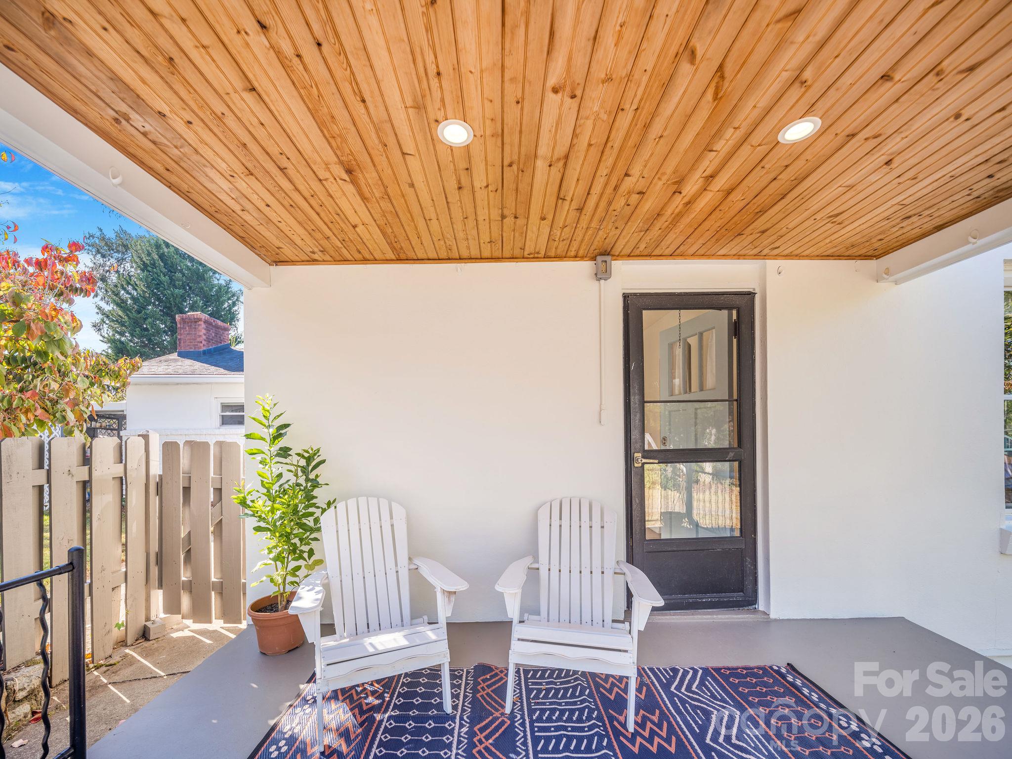 72 Fairfax Avenue Property Photo 28