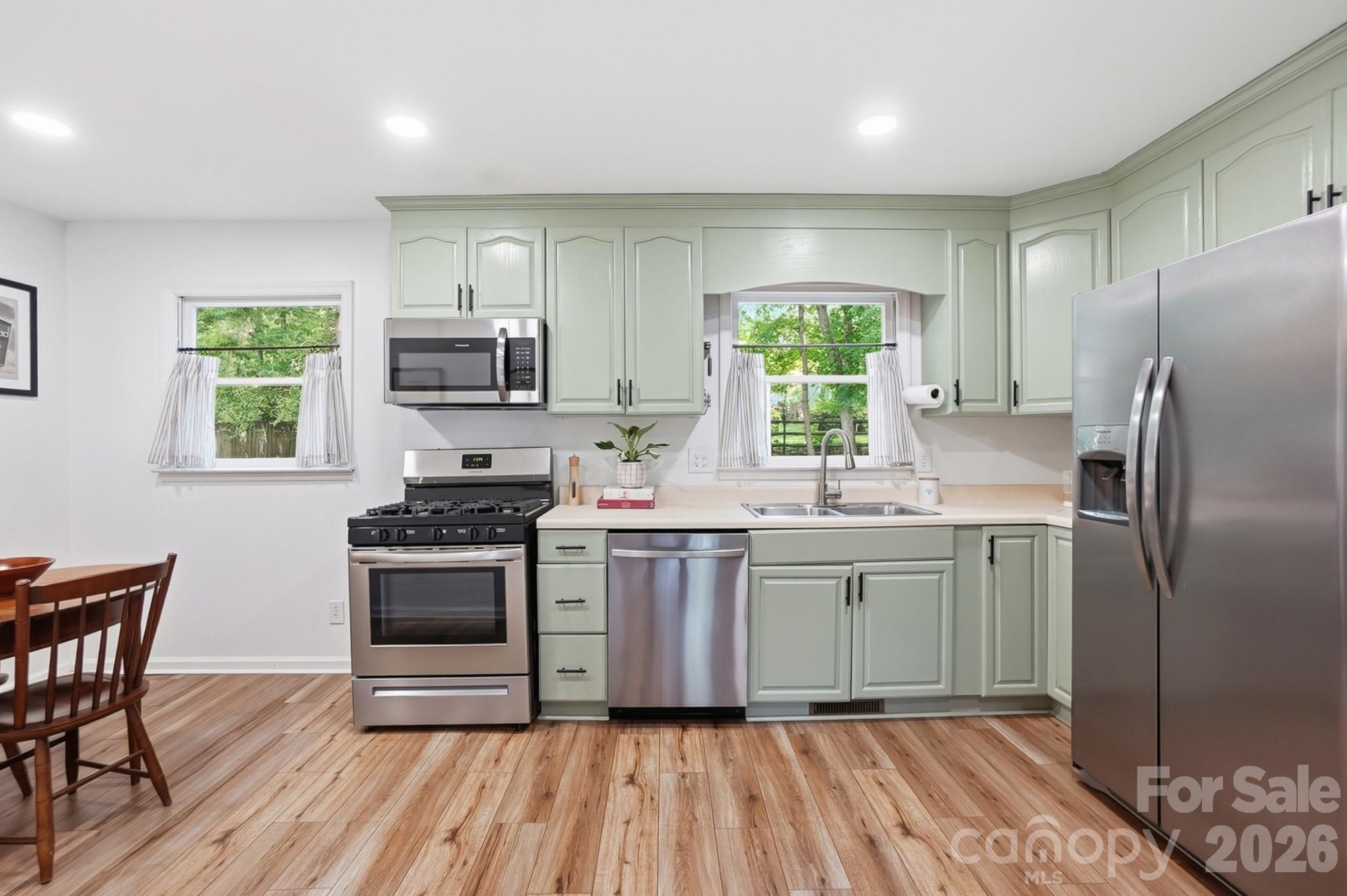 5060 Suwarrow Circle Property Photo 4