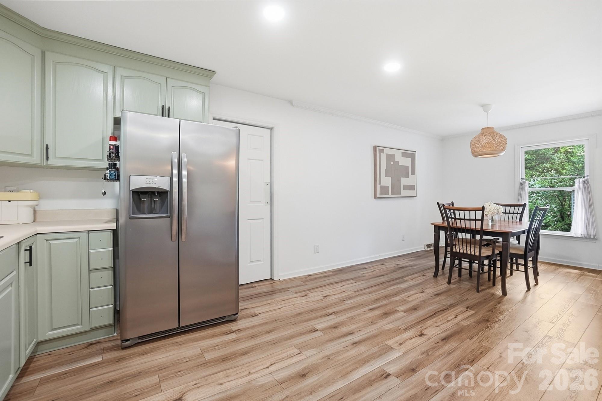 5060 Suwarrow Circle Property Photo 6