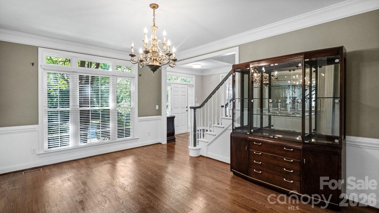 1911 Solway Lane Property Photo 7